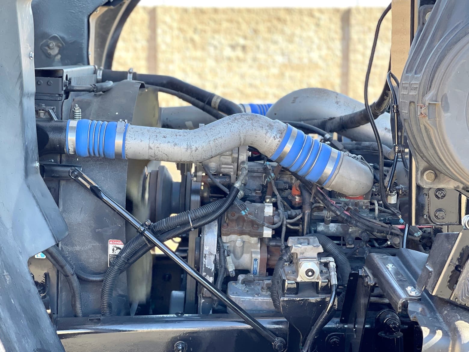 2007 Condor Amrep 40 Yard Front Load Garbage Truck