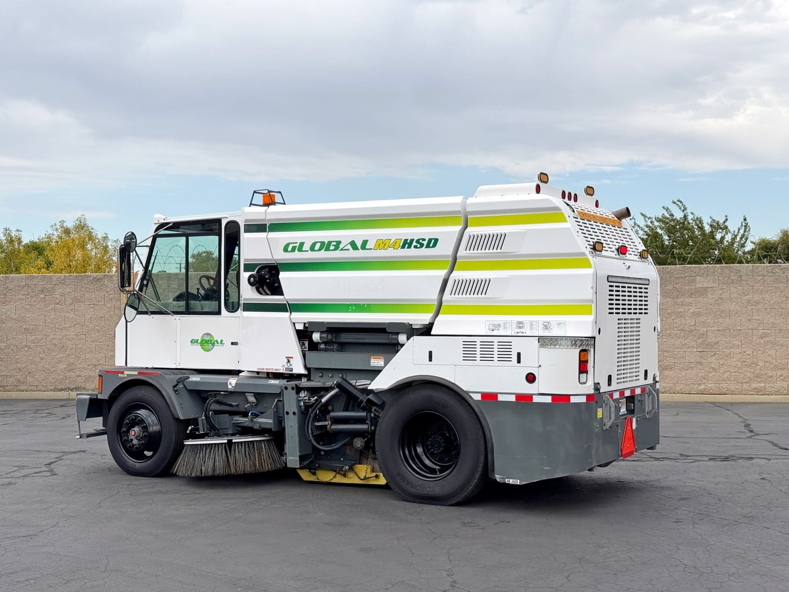 2018 Global M4HSD Mechanical Broom Street Sweeper