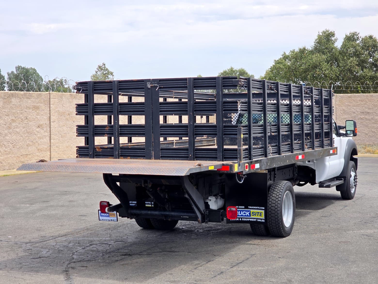 Thieman M25 Stowaway Liftgate For Sale