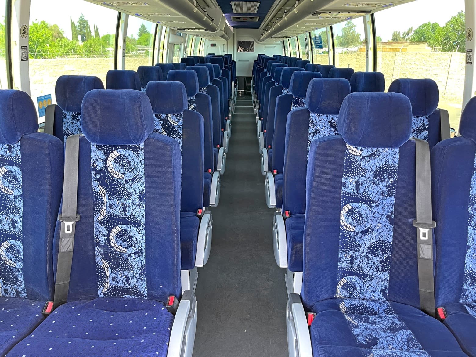 2013 Volvo 9700 54 Passenger Coach Bus