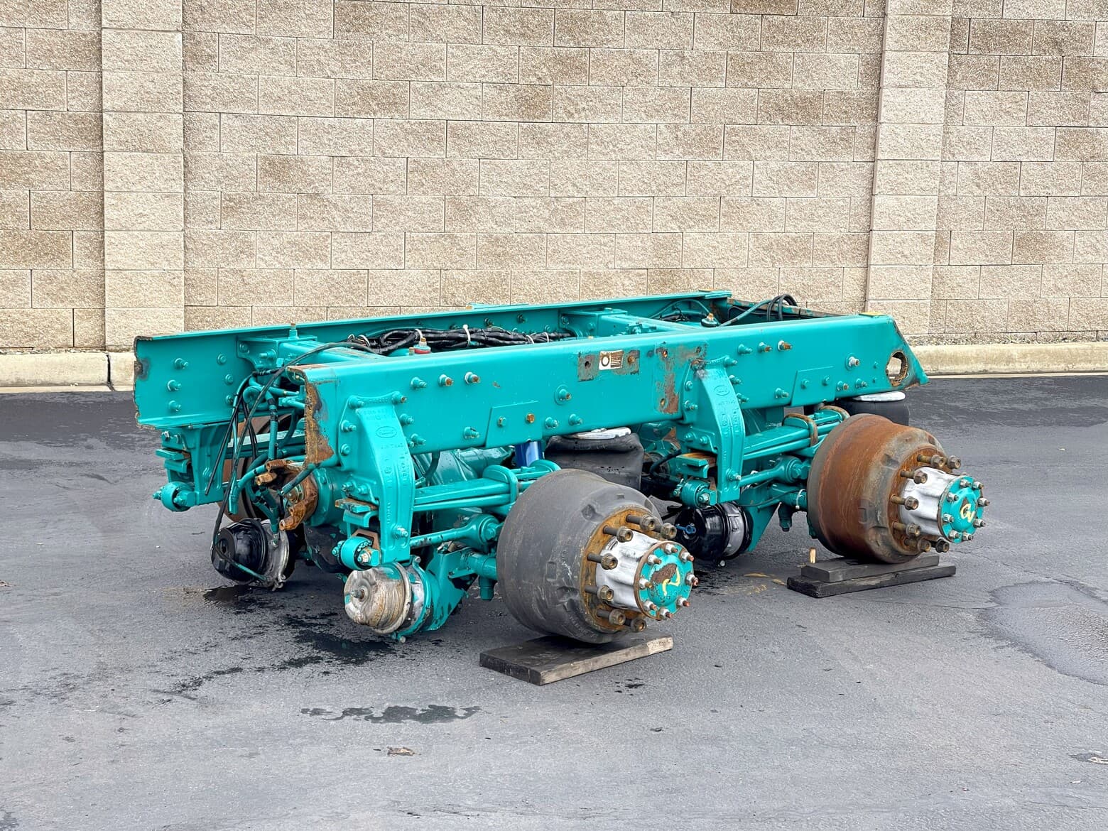 Spicer RSP41 Tandem Axle with Air Ride Suspension For Sale