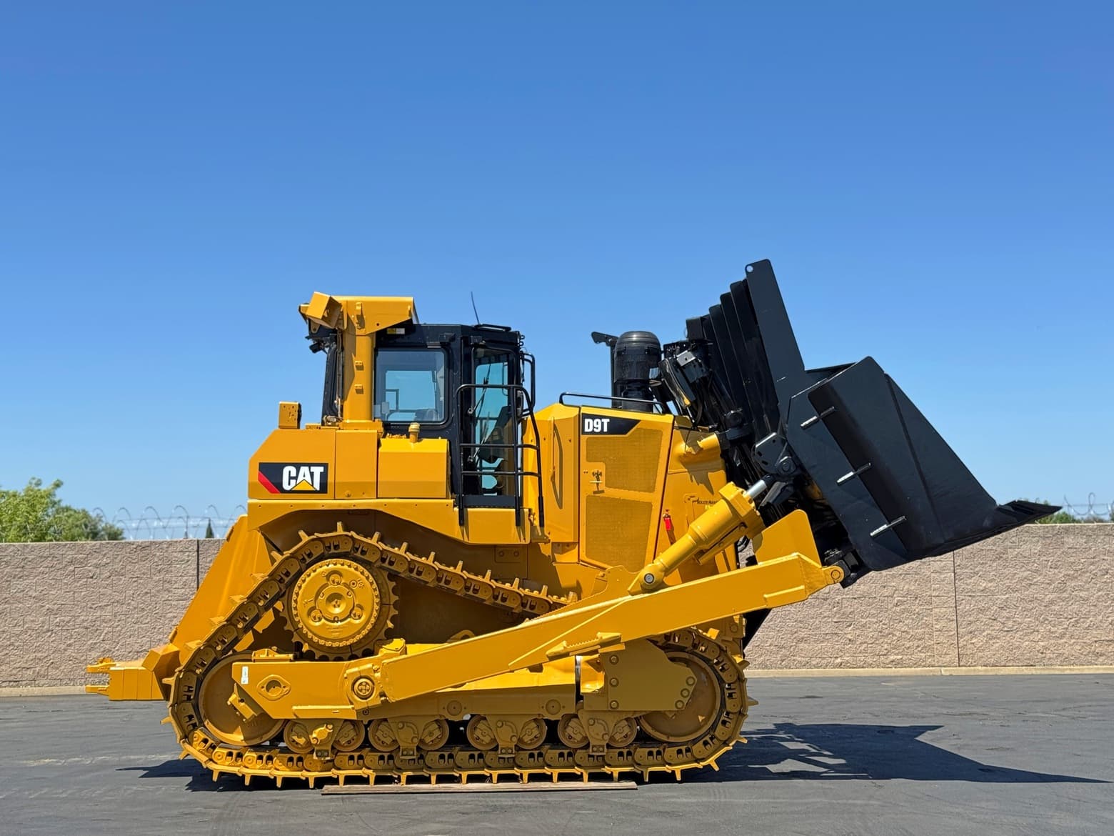 2017 Caterpillar D9T WH Waste Handler Crawler Dozer