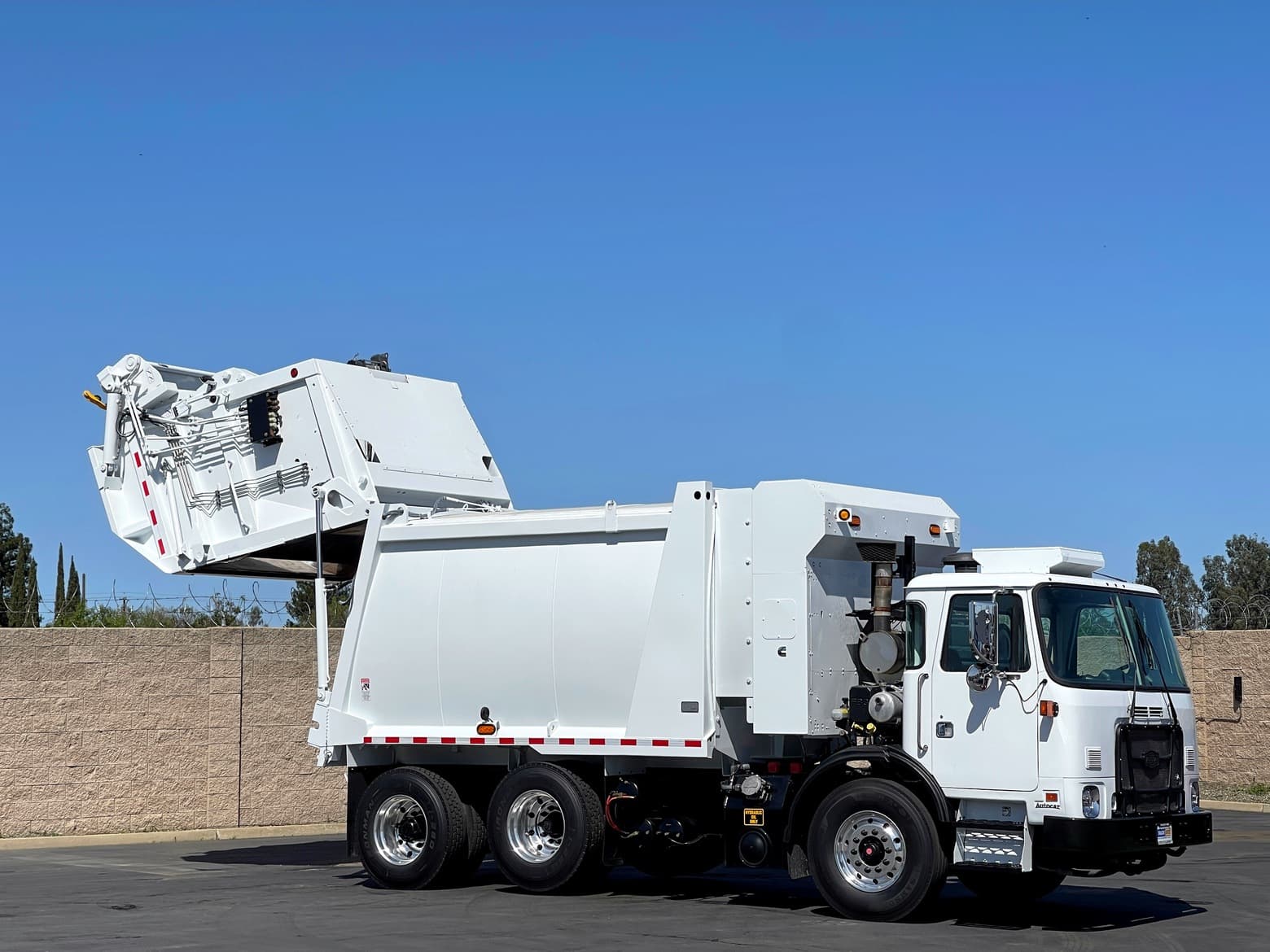 2023 Autocar Xpeditor EZ Pack G300 20 YD Rear Load Garbage Truck