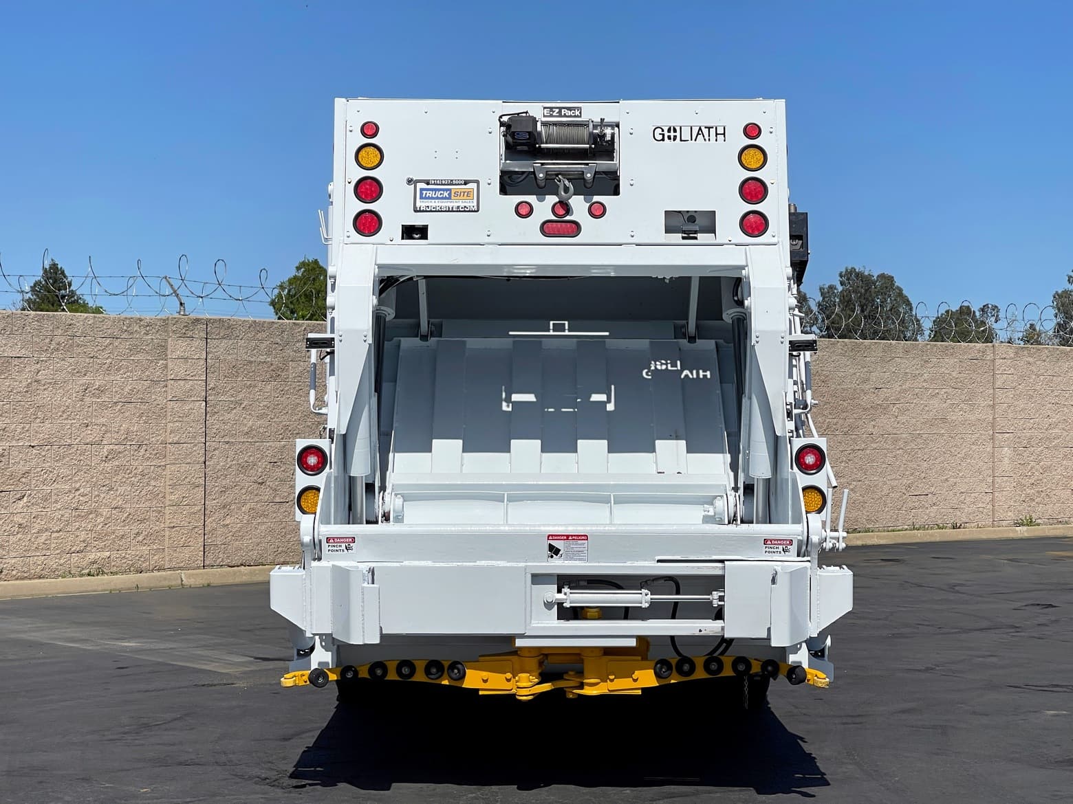 2023 Autocar Xpeditor EZ Pack G300 20 YD Rear Load Garbage Truck
