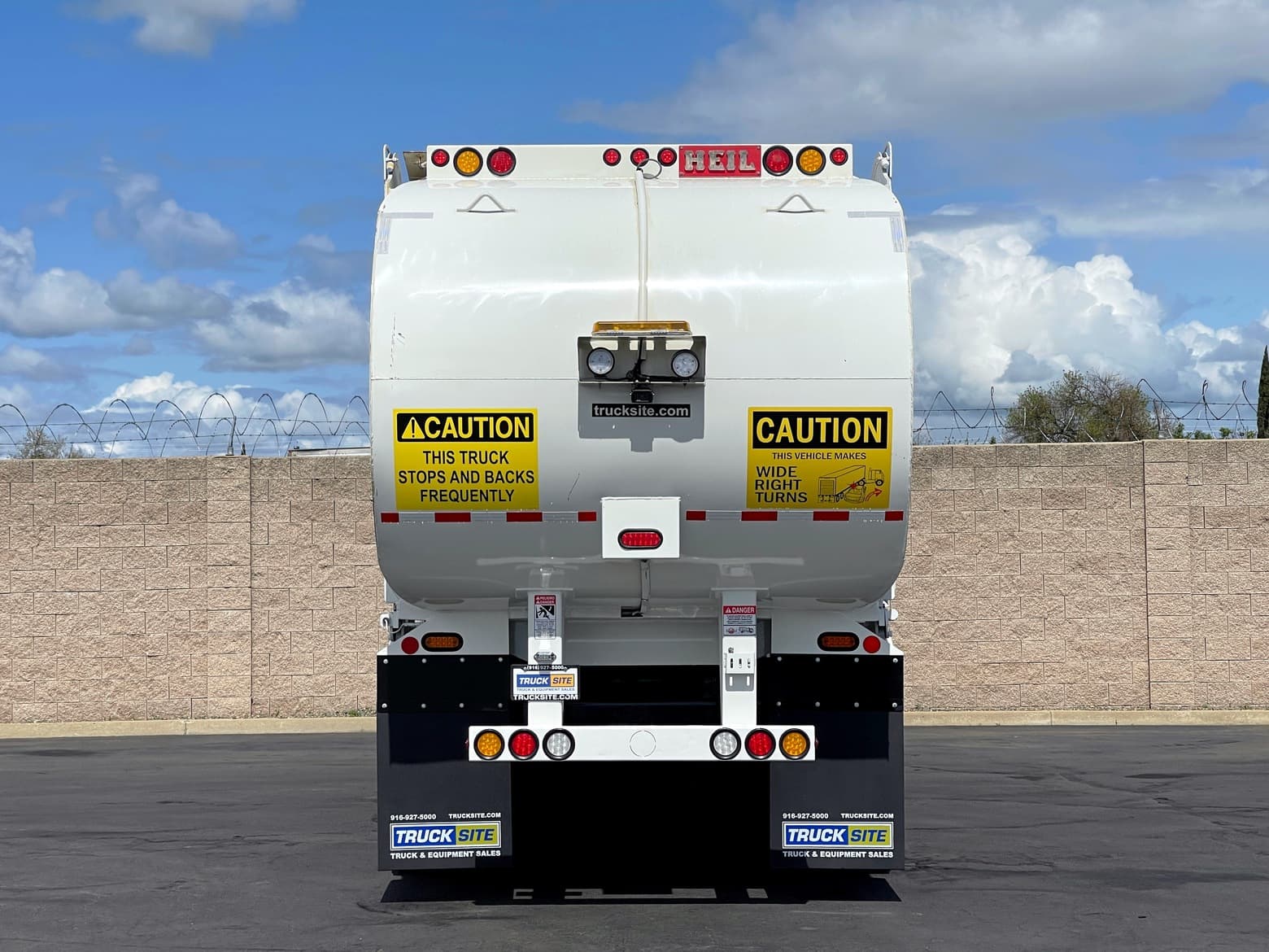 2017 CCC Heil Rapid Rail 22 YD ASL Garbage Truck