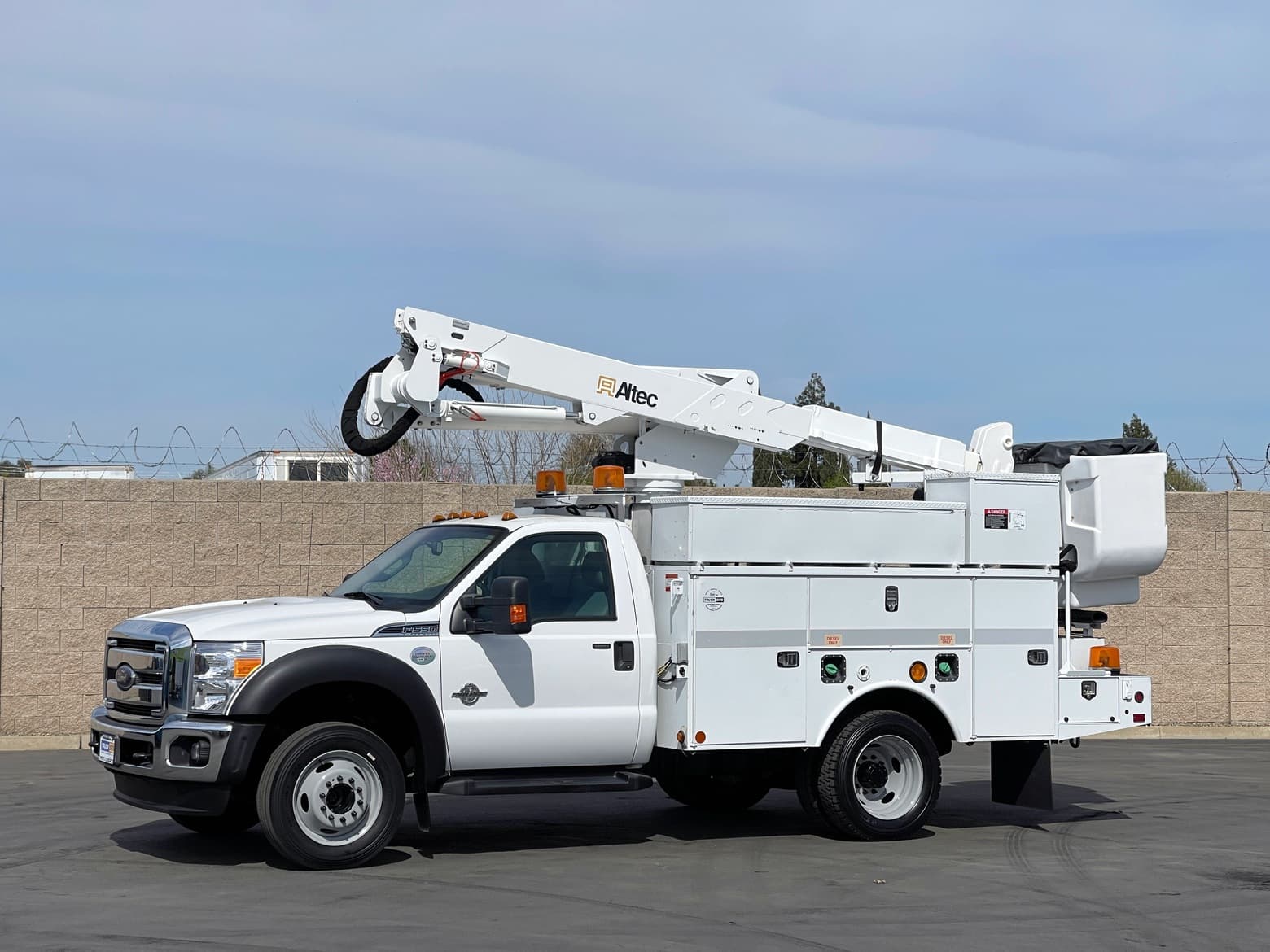 2012 Ford F550 Altec AT37G Articulating Bucket Truck
