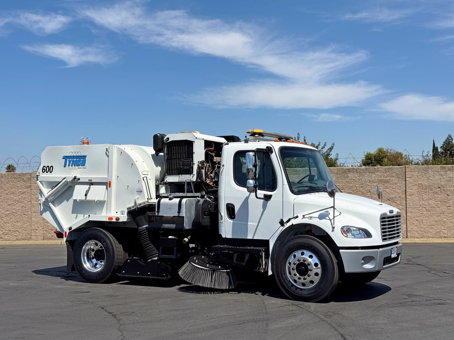 2016 Freightliner M2 106 Tymco 600 Air Street Sweeper