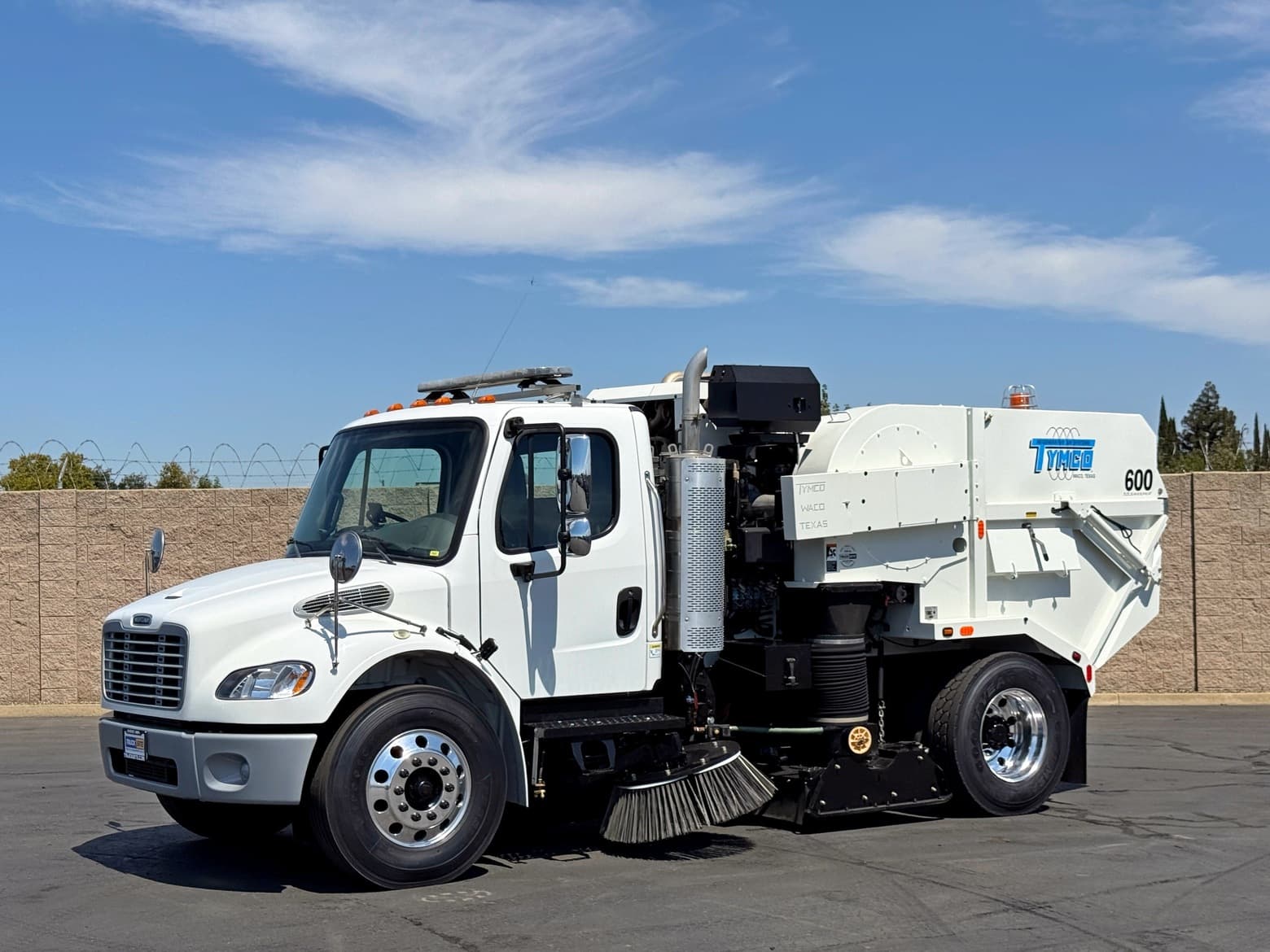 2016 Freightliner M2 106 Tymco 600 Air Street Sweeper