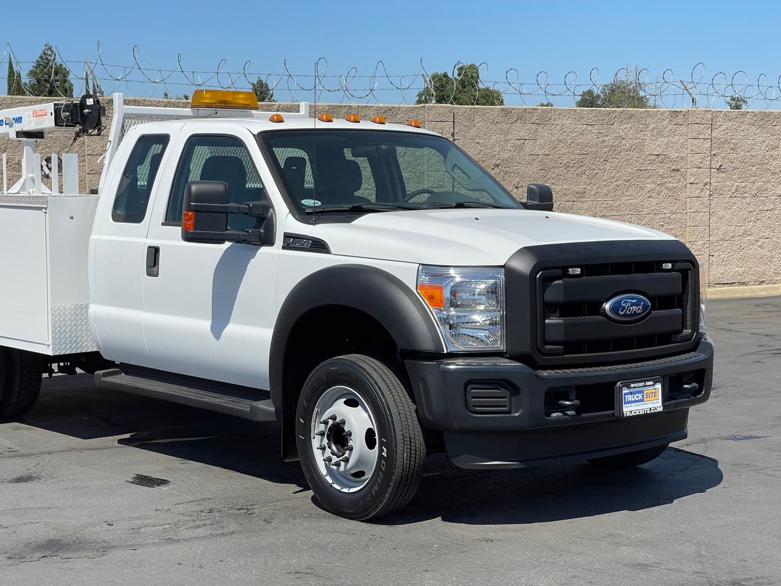 2011 Ford F450 Extended Cab Service Truck with Crane