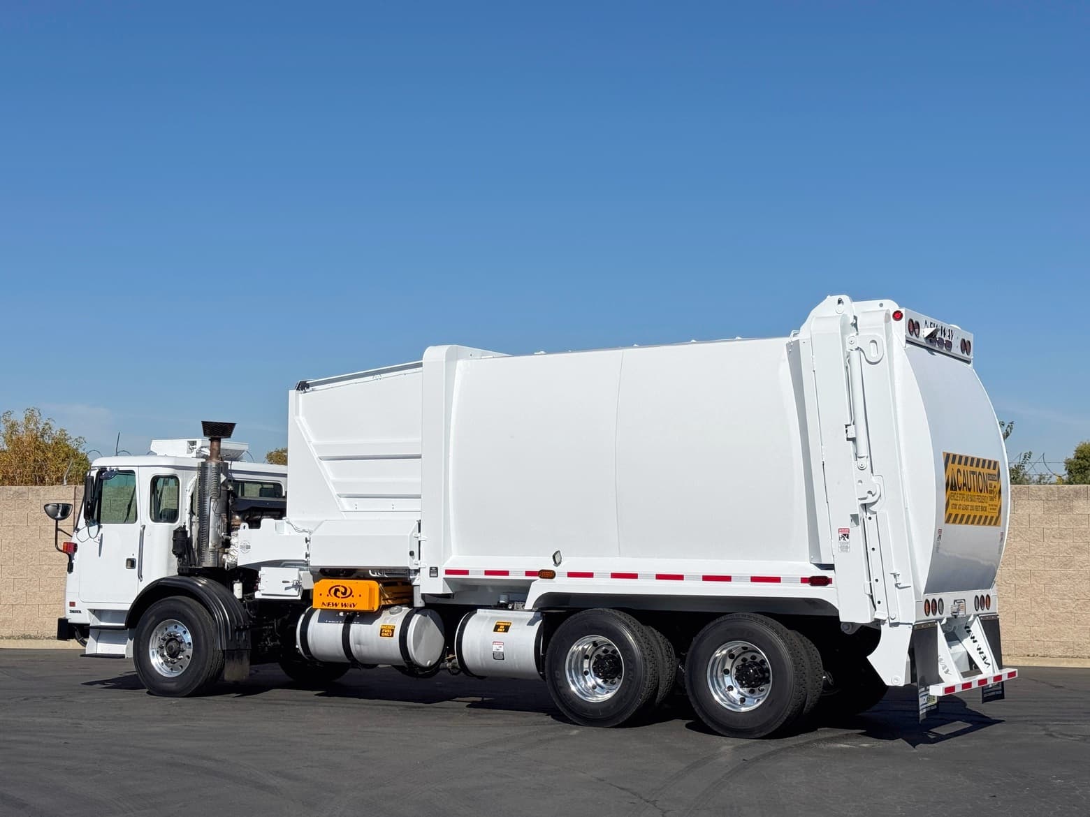 2013 Autocar Xpeditor New Way 29 Yard ASL Garbage Truck