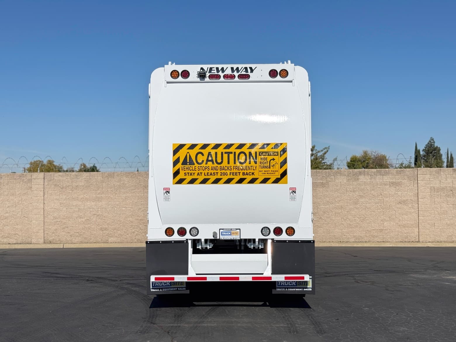 2013 Autocar Xpeditor New Way 29 Yard ASL Garbage Truck