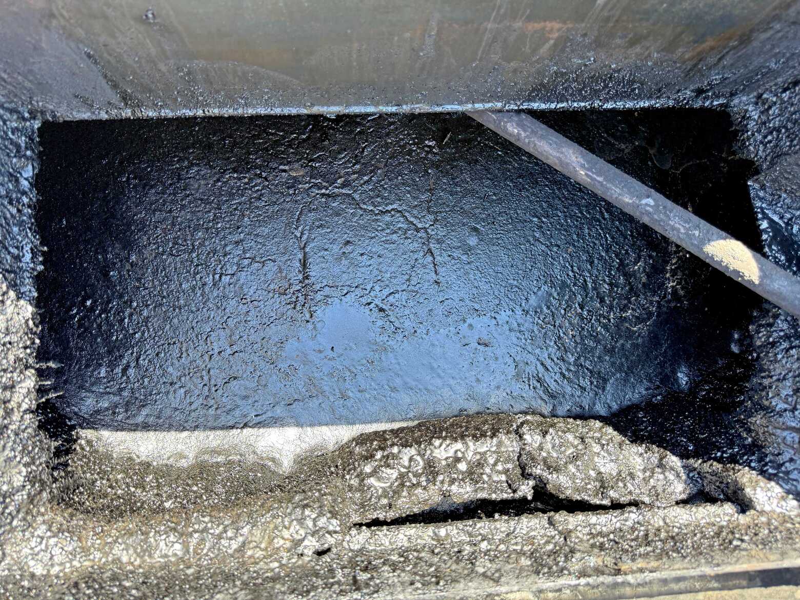 2012 Cimline Magma 230D Crack Sealer