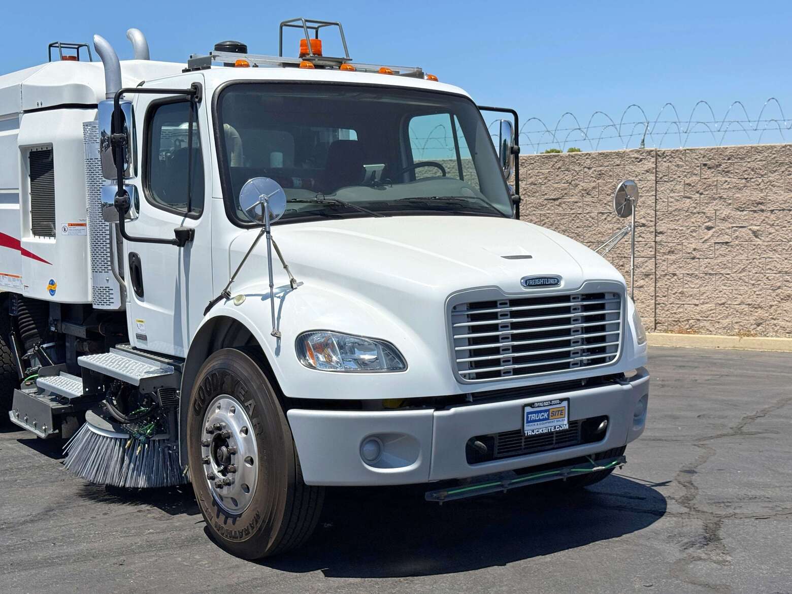 2012 Freightliner M2 Elgin Crosswind Air Sweeper