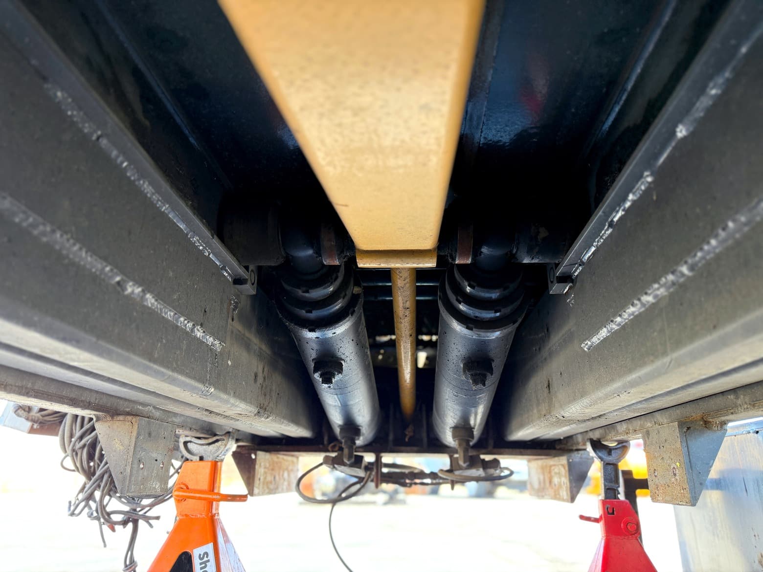 2017 Western Truck Fab 14' Scissor Lift Body