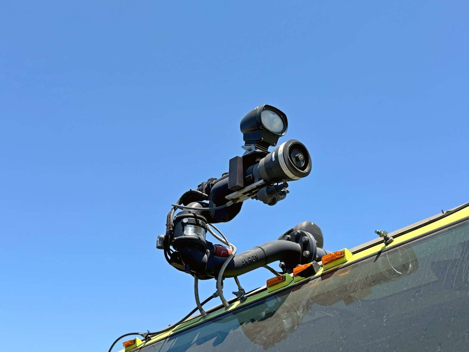 2004 Oshkosh Striker 3000 ARFF Aircraft Rescue