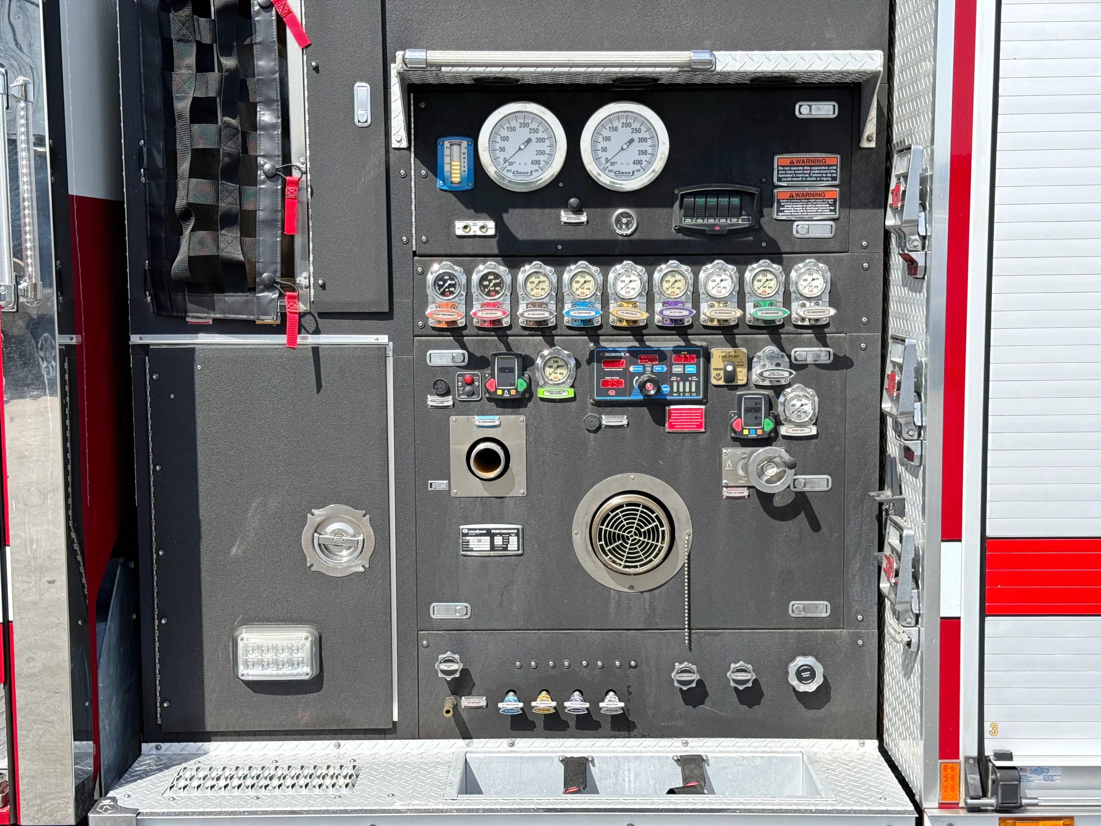 2017 Rosenbauer Crew Cab Fire Pumper Fire Truck