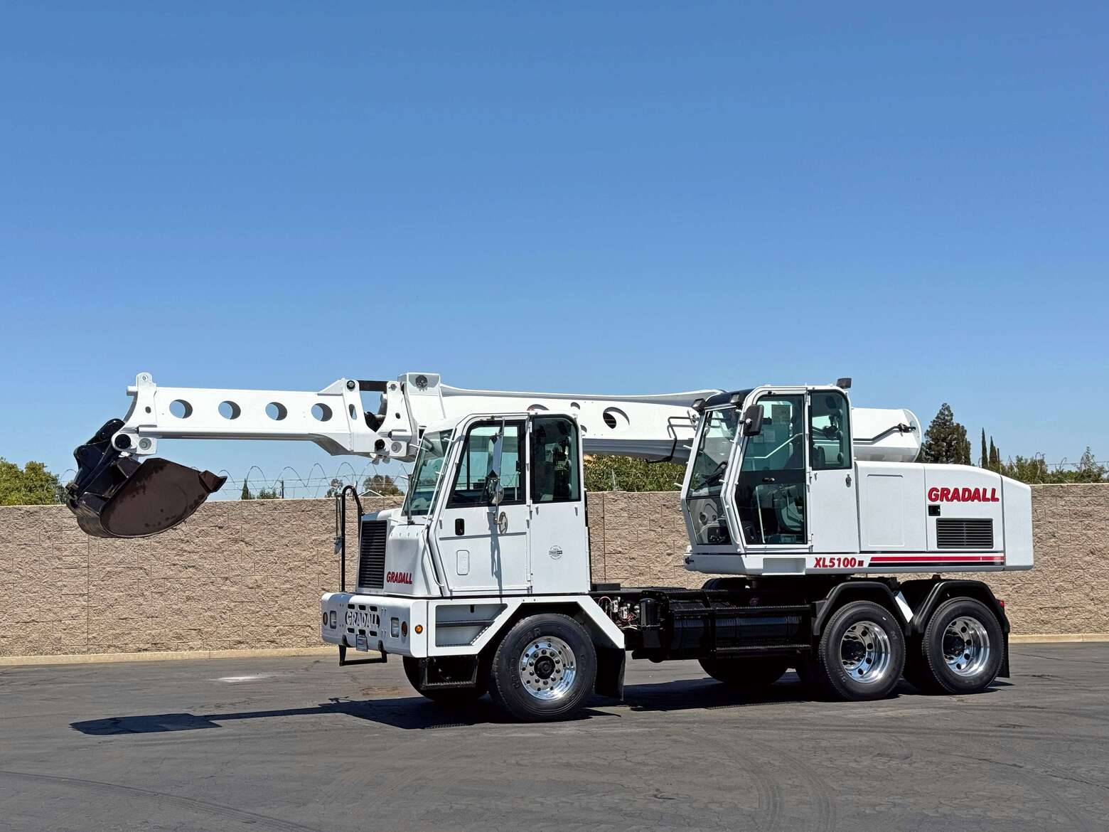 2008 Gradall XL5100 III Highway Speed Hydraulic Wheeled Excavator