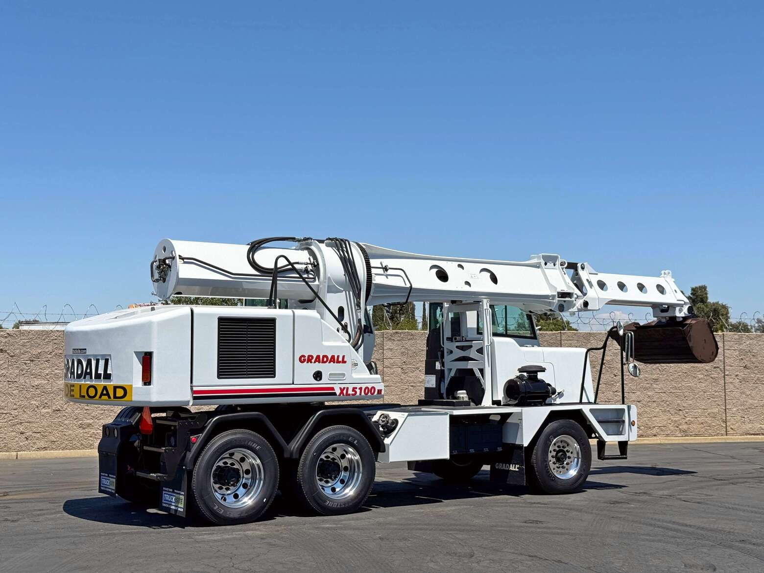 2008 Gradall XL5100 III Highway Speed Hydraulic Wheeled Excavator