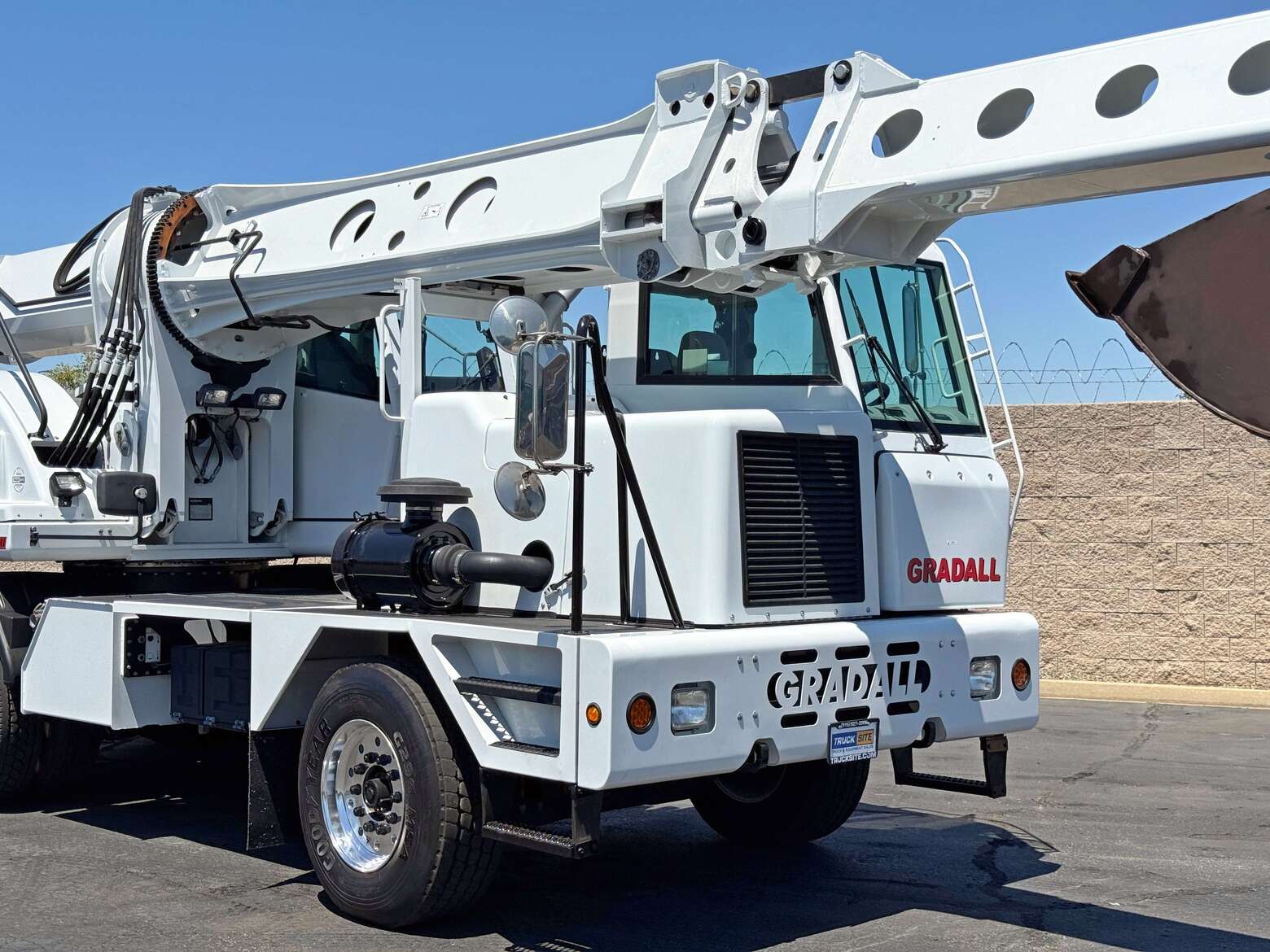 2008 Gradall XL5100 III Highway Speed Hydraulic Wheeled Excavator