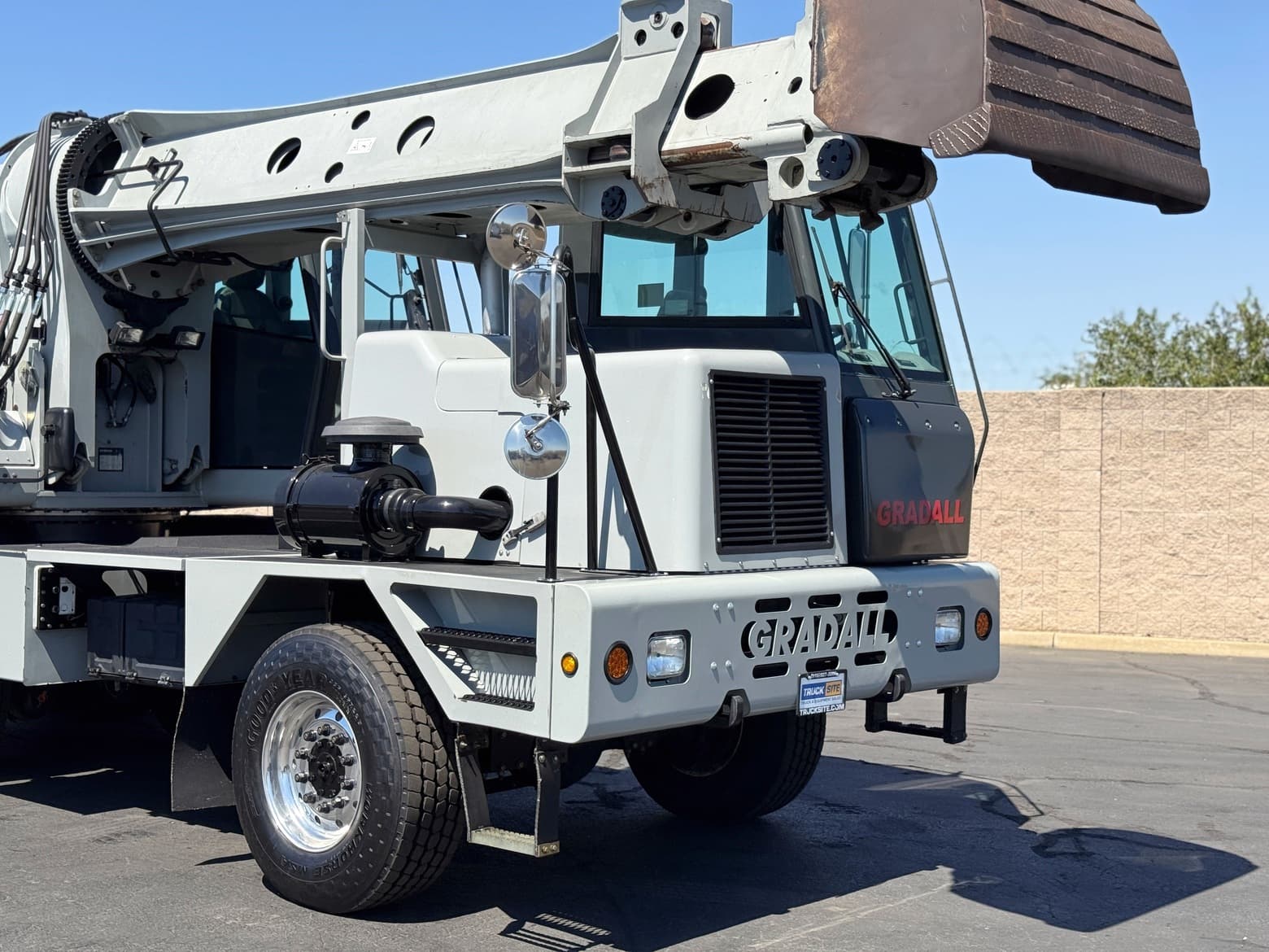 2008 Gradall XL5100 6x6 Highway Speed Hydraulic Wheeled Excavator