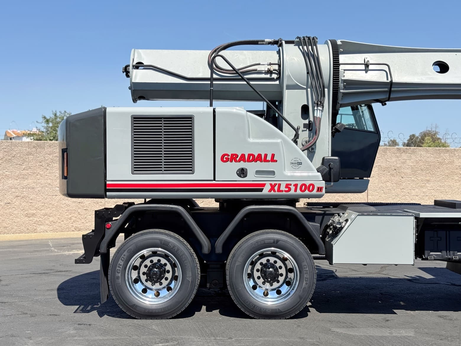 2008 Gradall XL5100 6x6 Highway Speed Hydraulic Wheeled Excavator