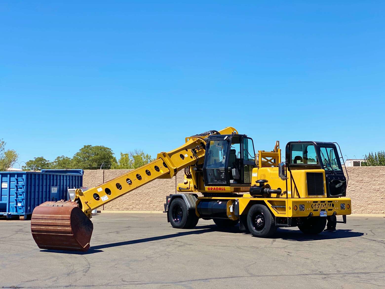 2015 Gradall XL3100 Highway Speed Wheeled Excavator
