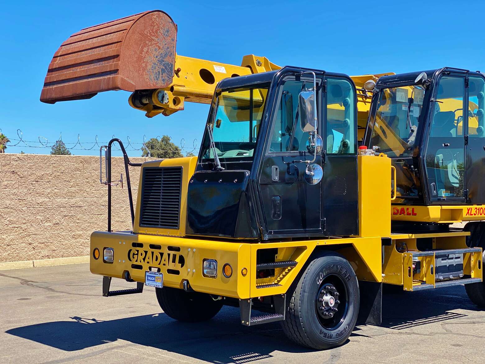 2015 Gradall XL3100 Highway Speed Wheeled Excavator