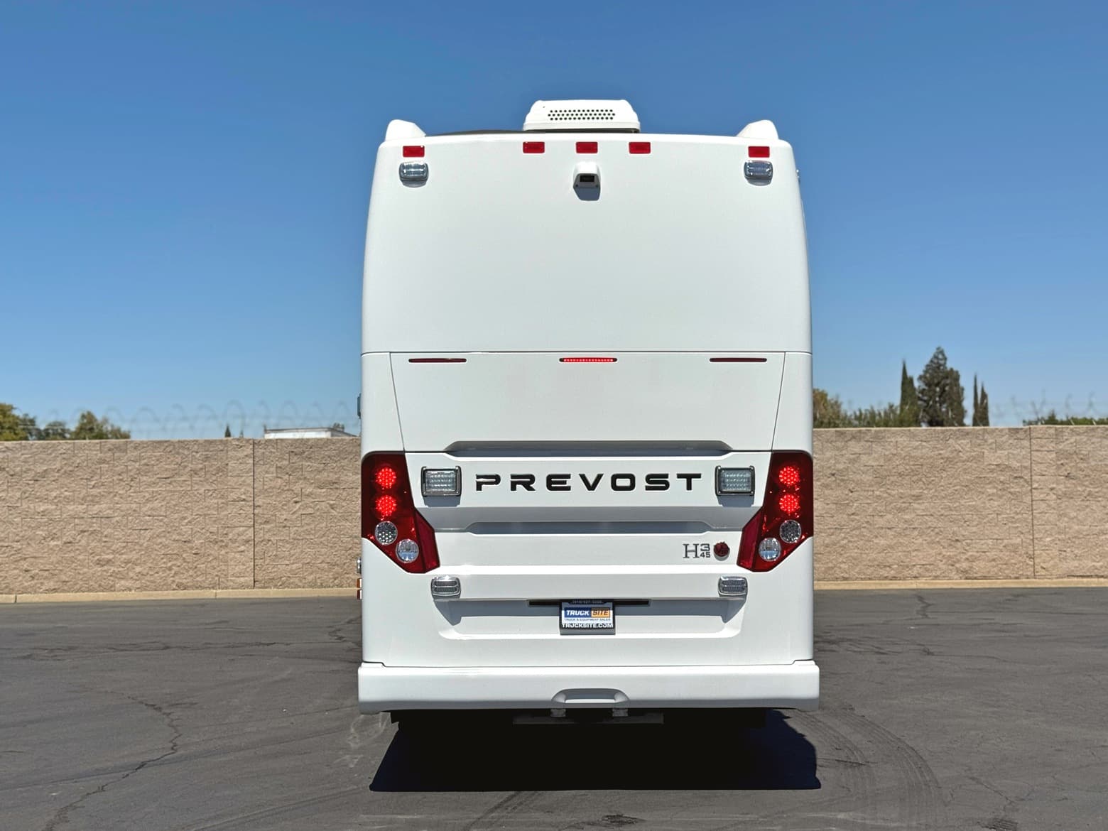 2012 Prevost H3-45 VIP Mobile Command Center
