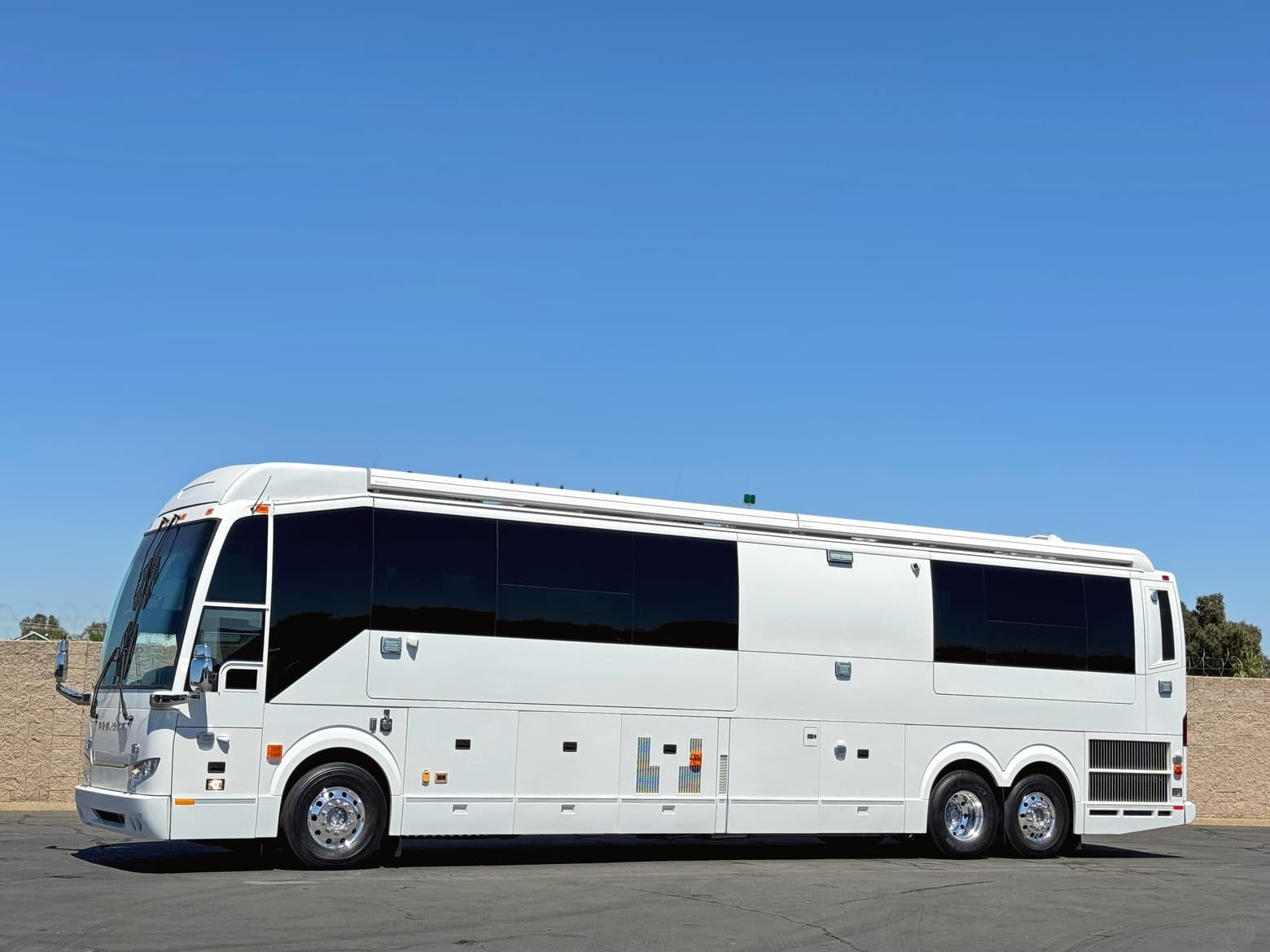 2012 Prevost H3-45 VIP Mobile Command Center