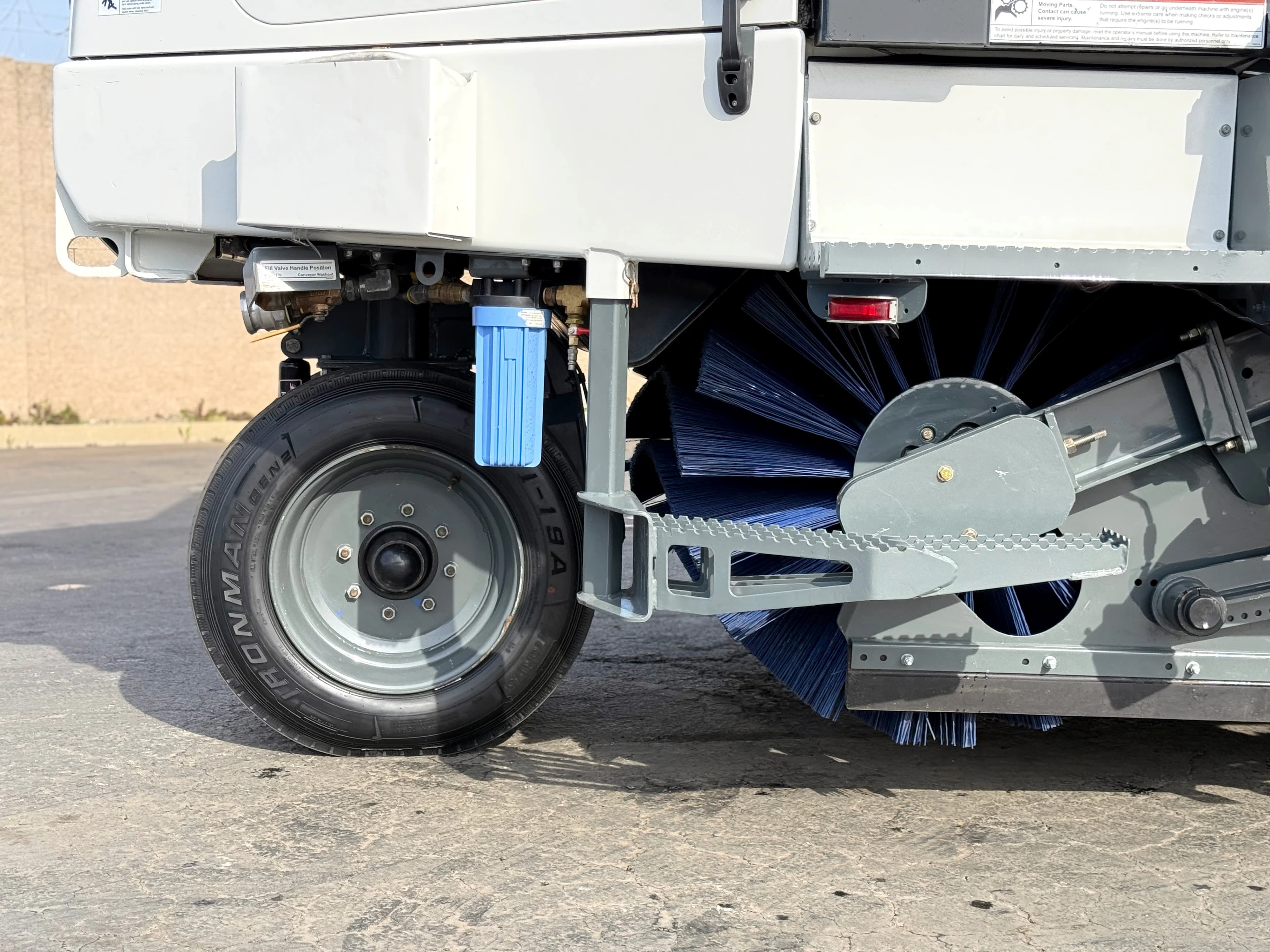 2017 Elgin Pelican NP Broom Sweeper