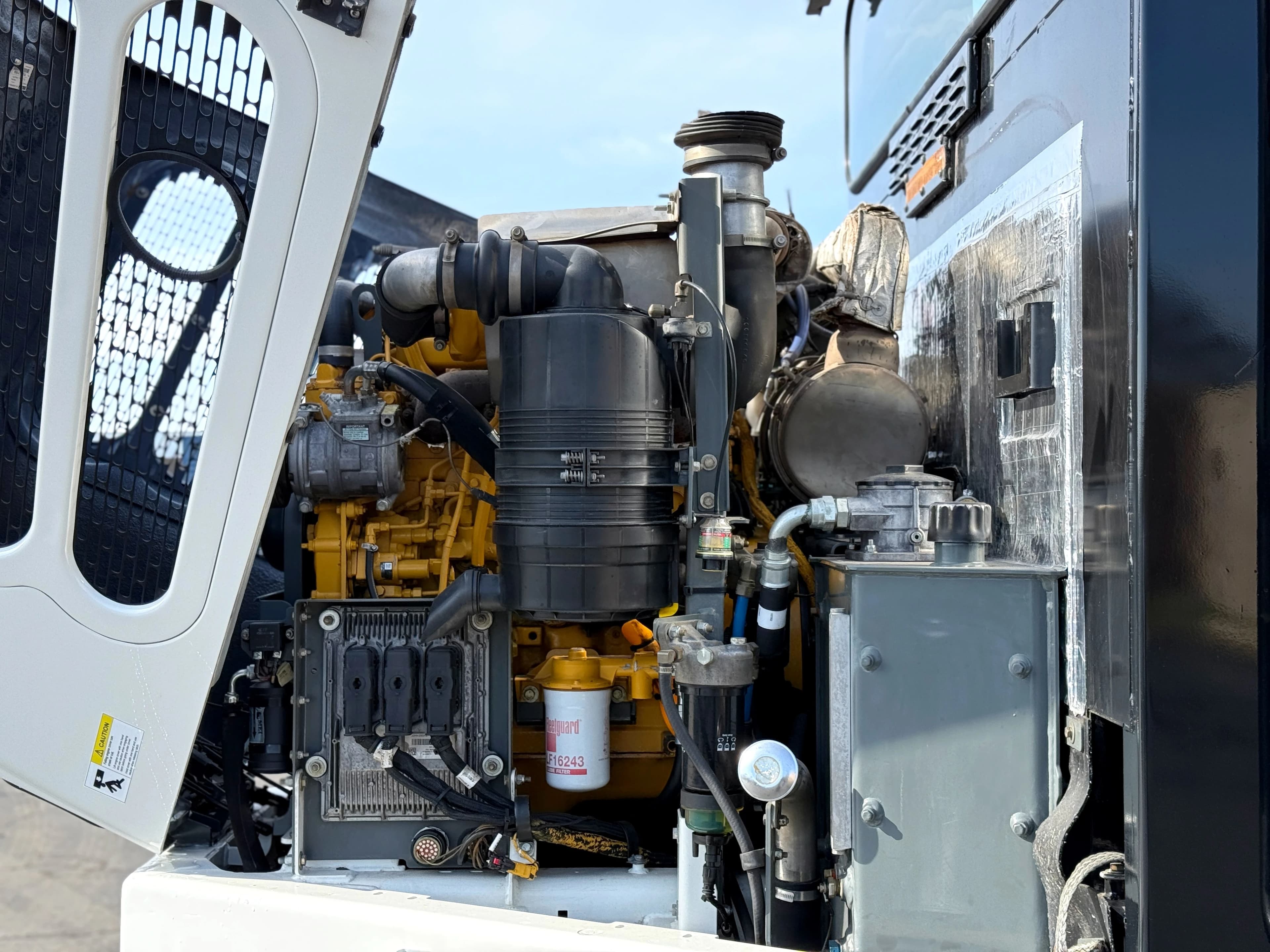 2017 Elgin Pelican NP Broom Sweeper