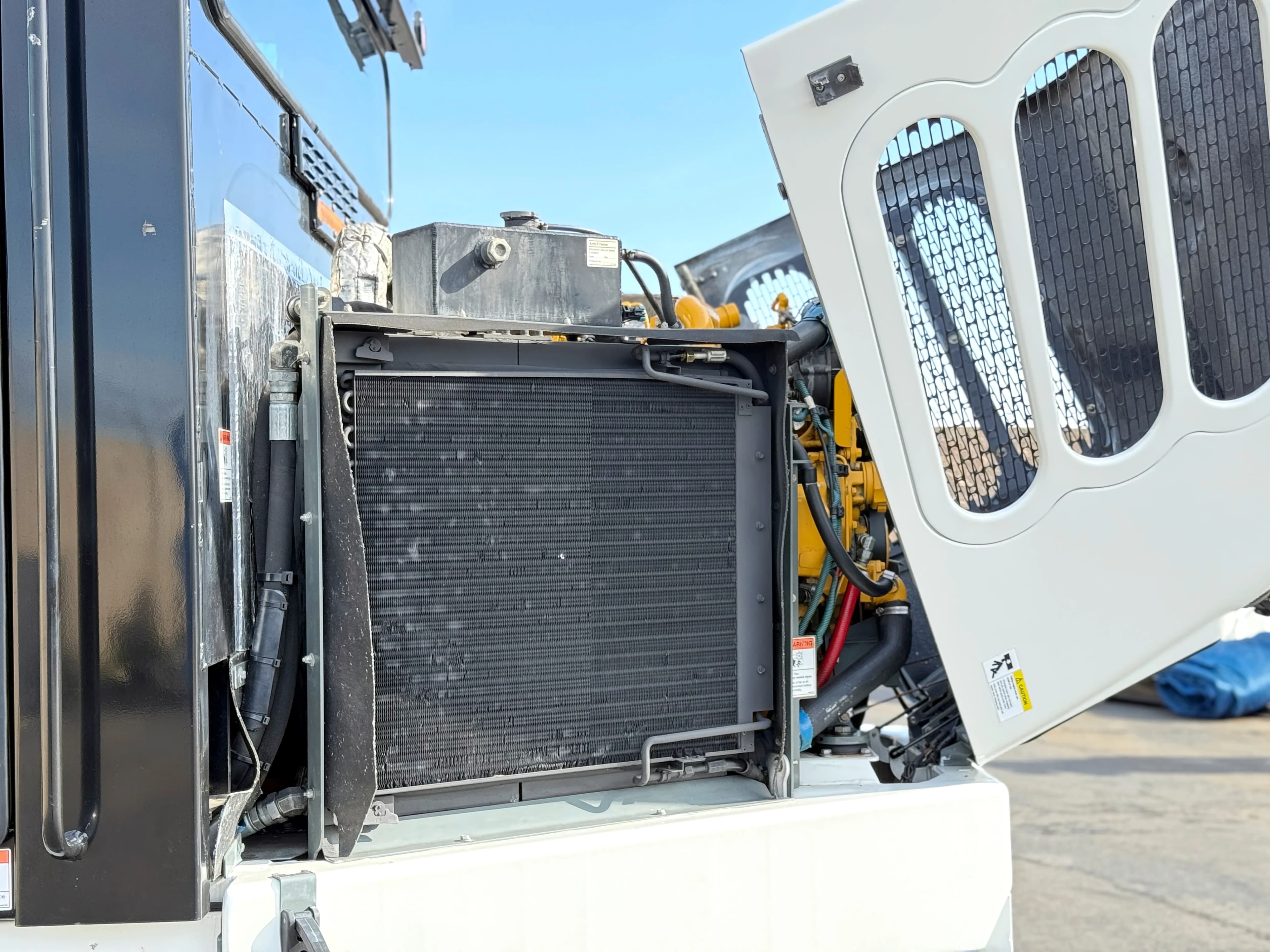 2017 Elgin Pelican NP Broom Sweeper