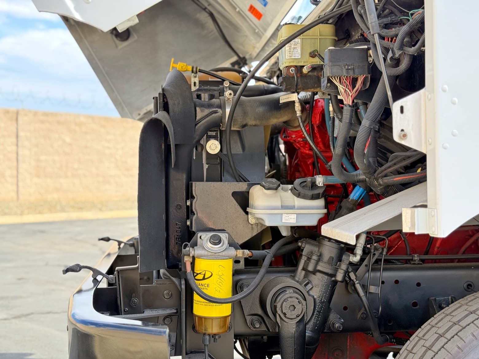 2014 Freightliner MT45 16' Step Van