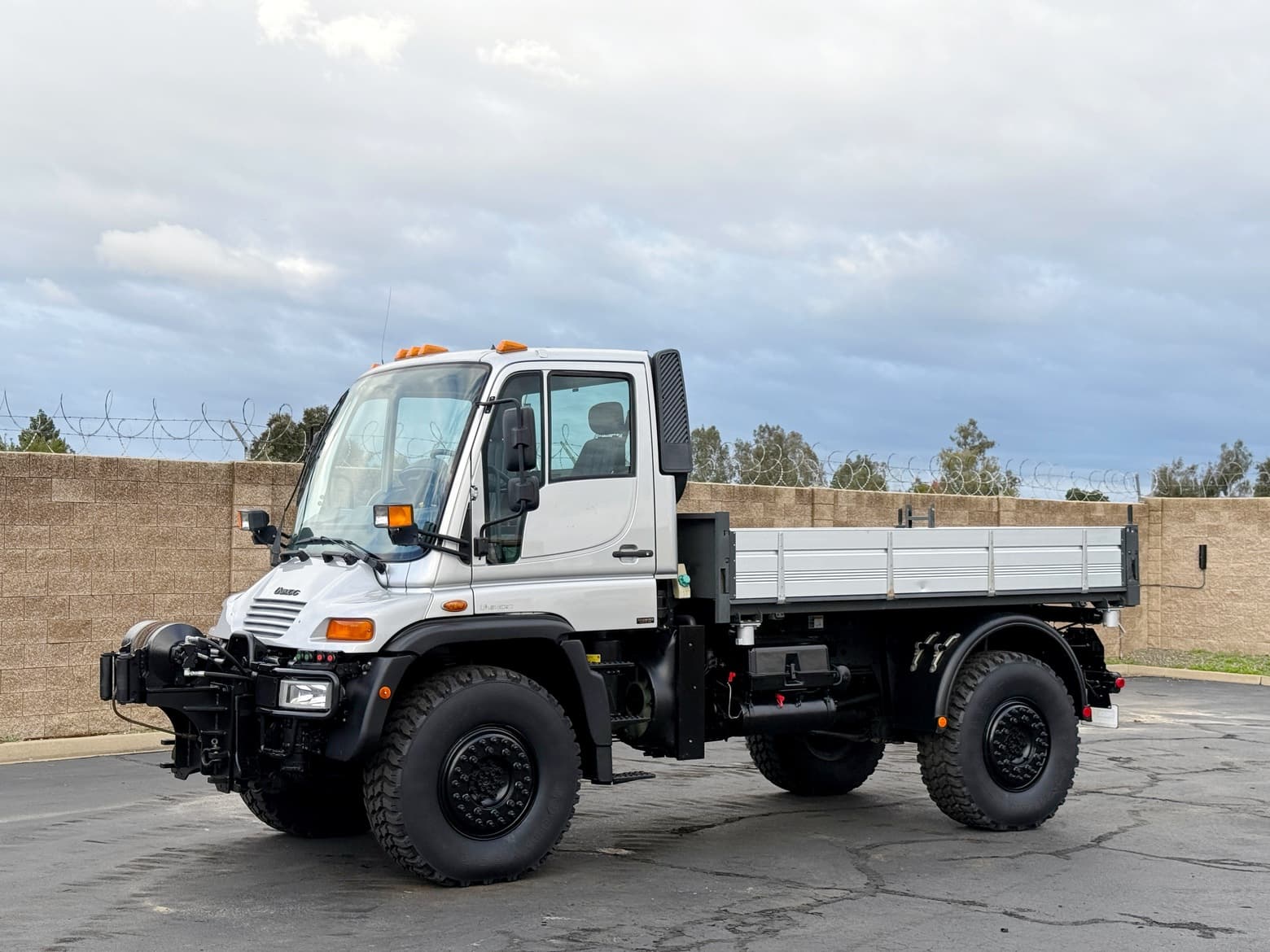 2002 Mercedes-Benz Unimog U500