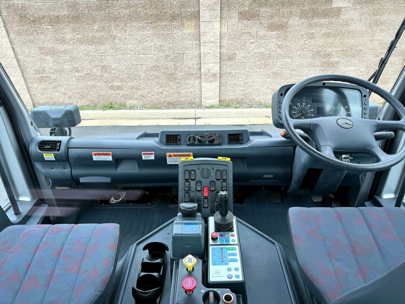 2002 Mercedes-Benz Unimog U500