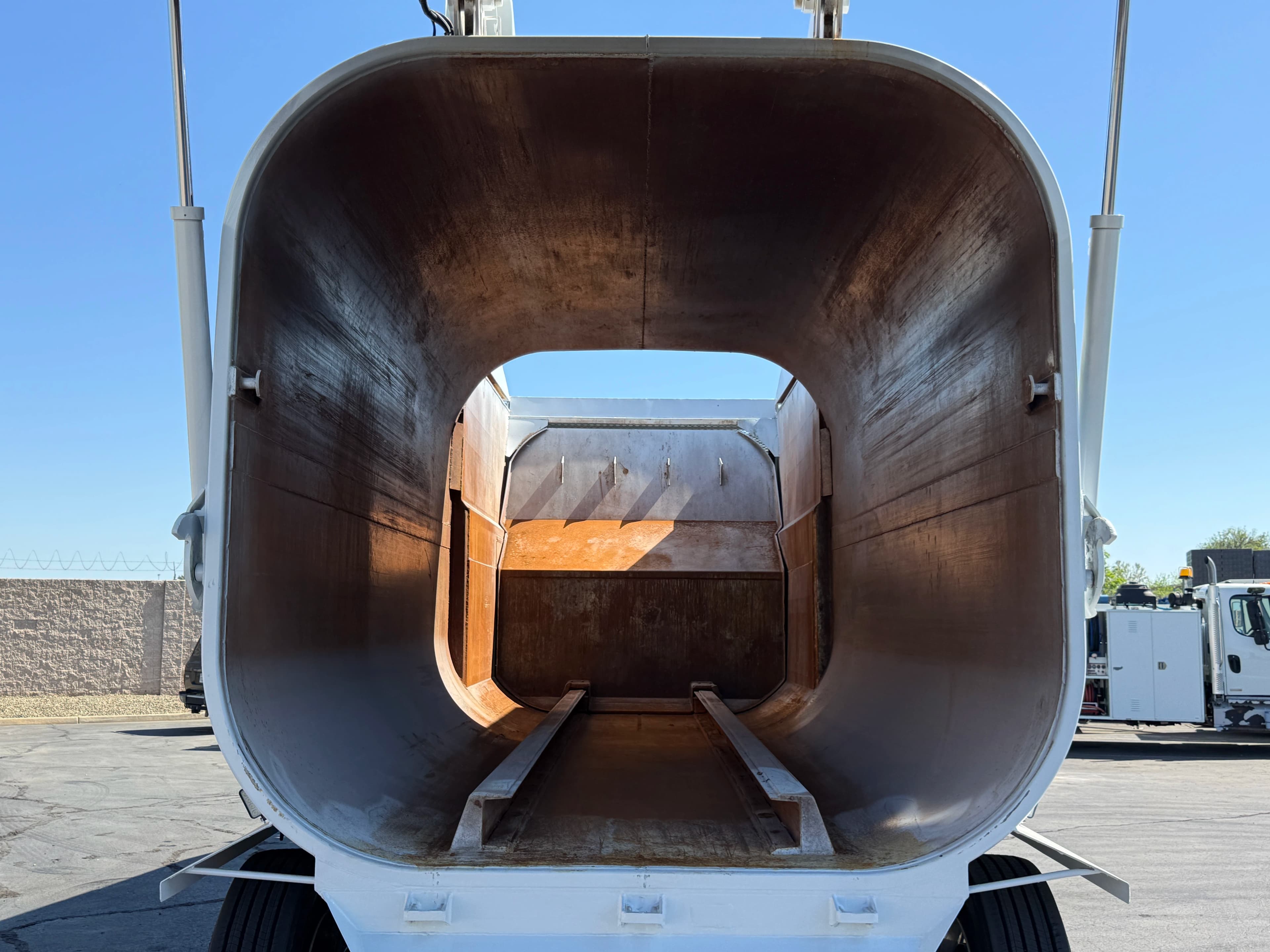 2011 Autocar Xpeditor 40 YD Amrep Front Load Garbage Truck