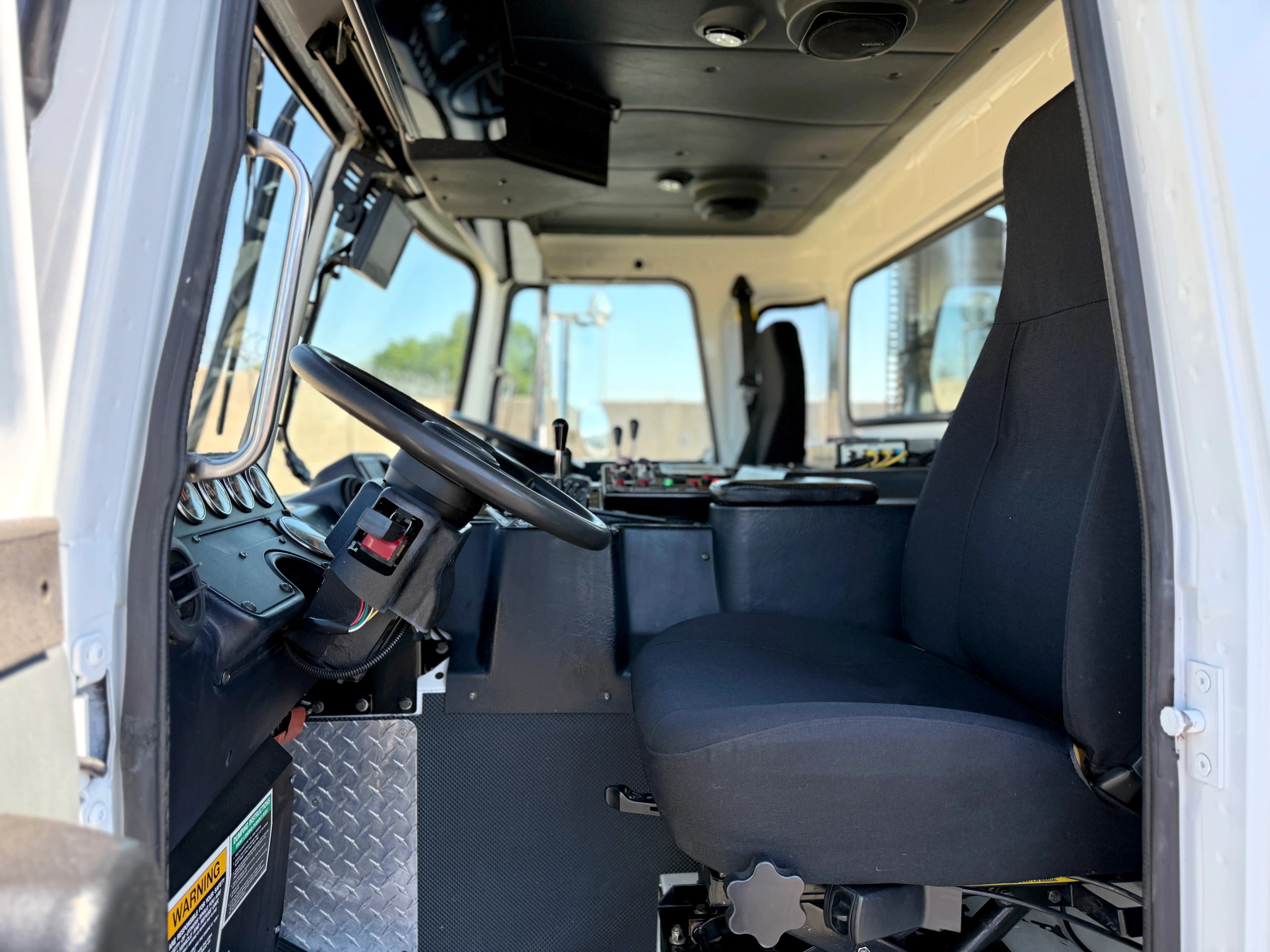 2011 Autocar Xpeditor 40 YD Amrep Front Load Garbage Truck