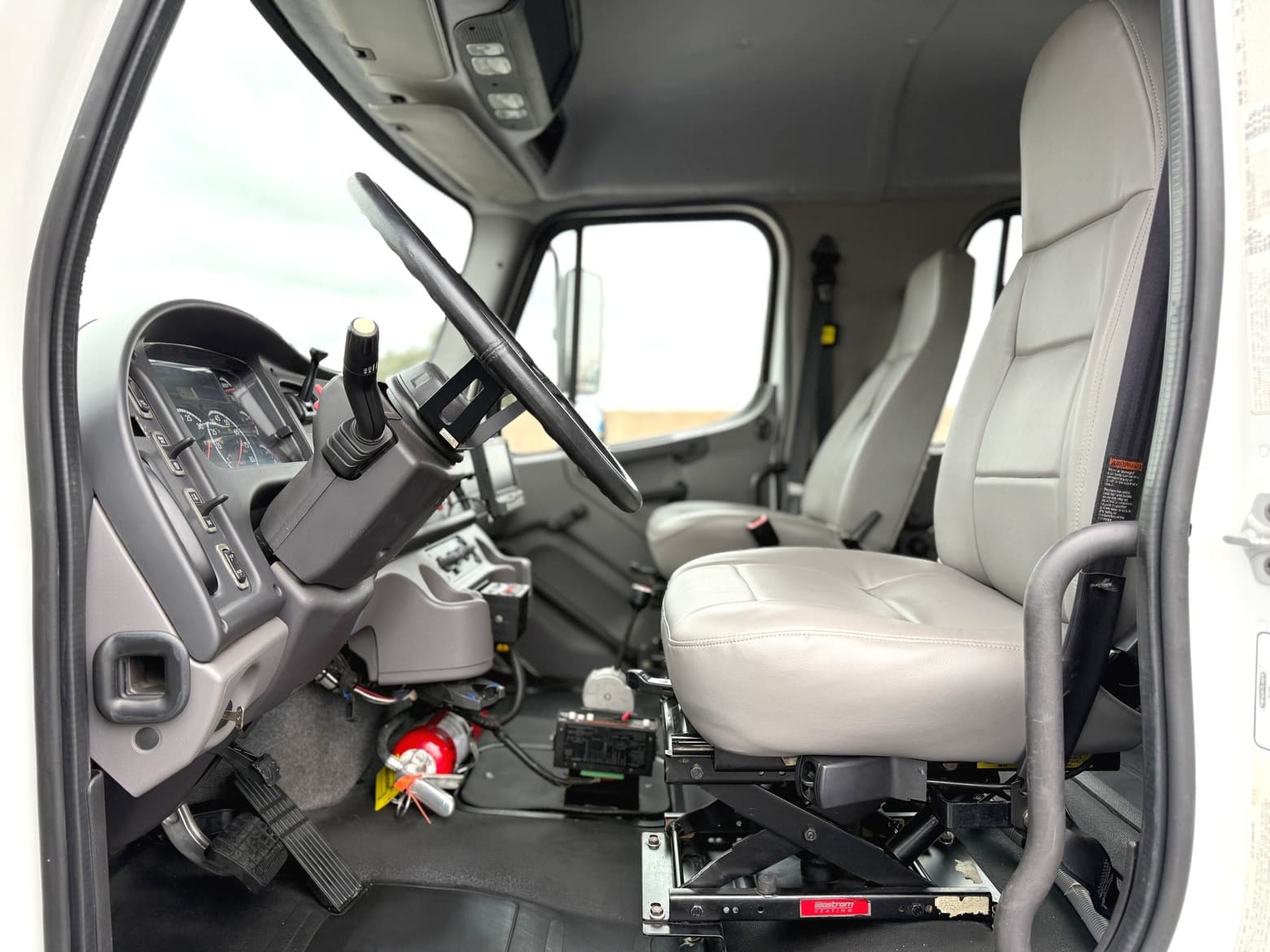 2012 Freightliner 3-4 Yard Crew Cab Dump Truck