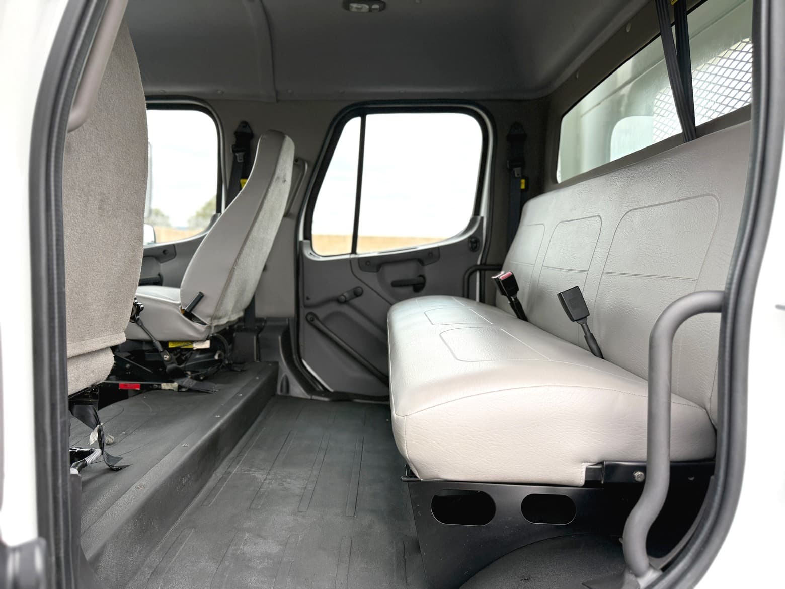 2012 Freightliner 3-4 Yard Crew Cab Dump Truck