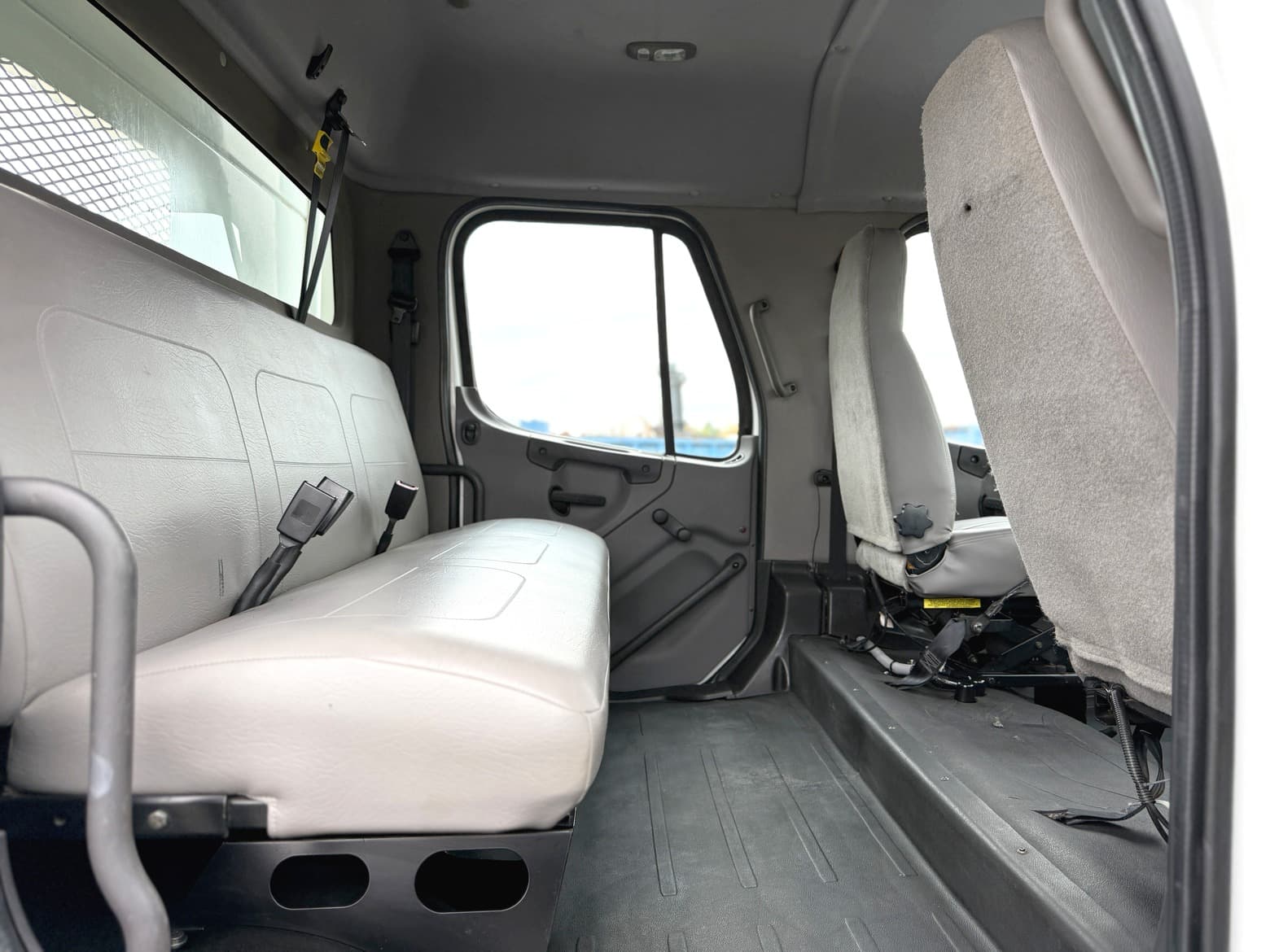 2012 Freightliner 3-4 Yard Crew Cab Dump Truck