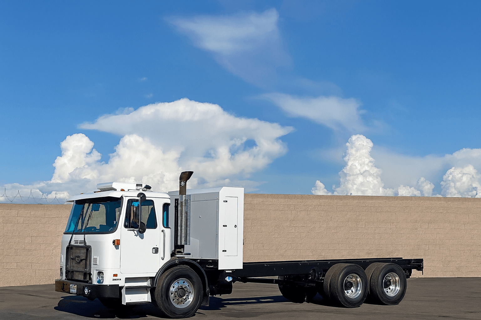 2014 Autocar Xpeditor CNG Tandem Axle Cab & Chassis