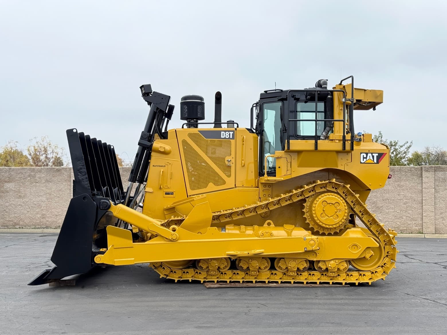 2016 Caterpillar D8T WH Waste Handler Tracked Bulldozer