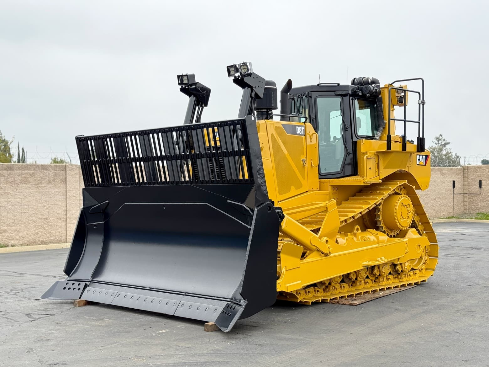 2016 Caterpillar D8T WH Waste Handler Tracked Bulldozer