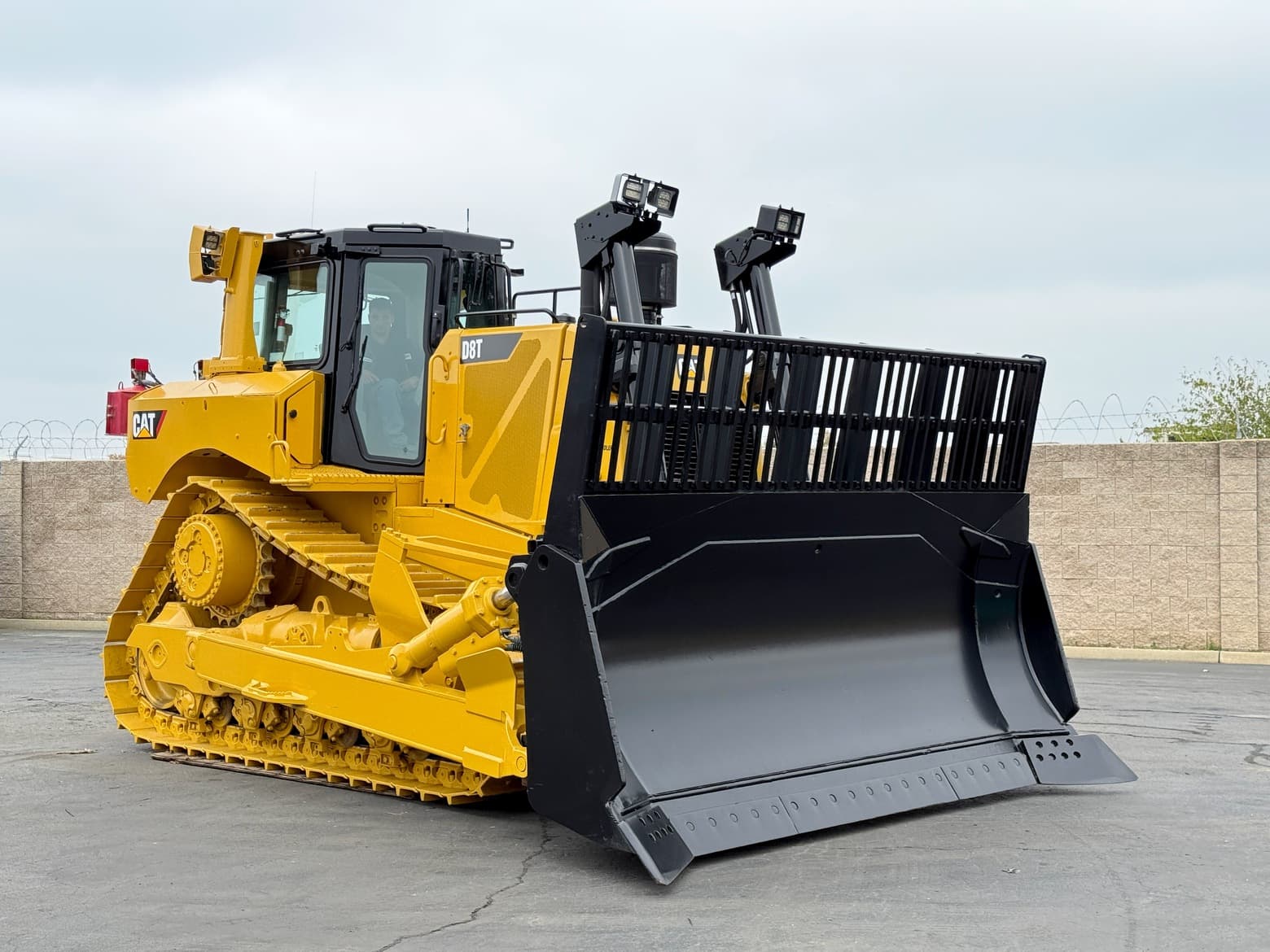 2016 Caterpillar D8T WH Waste Handler Tracked Bulldozer