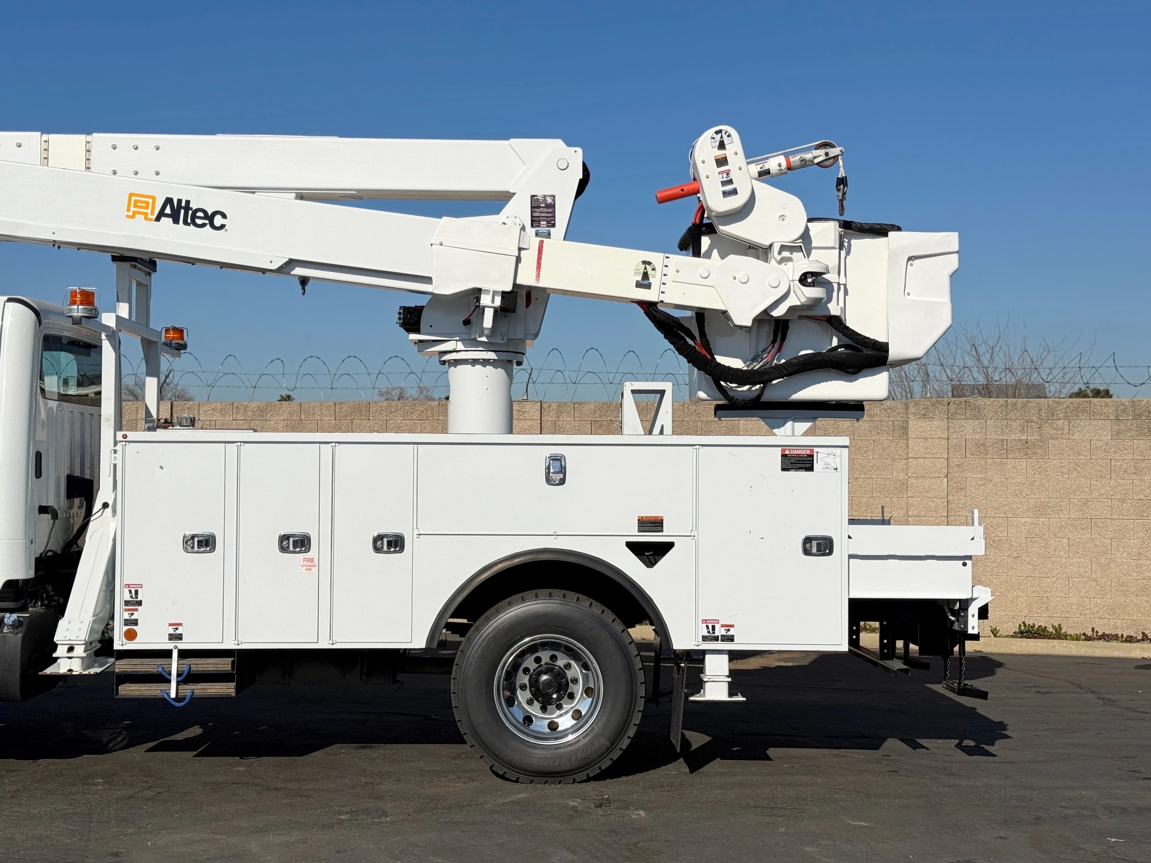 2017 Freightliner 4x4 Altec TA60 Articulating Bucket Truck