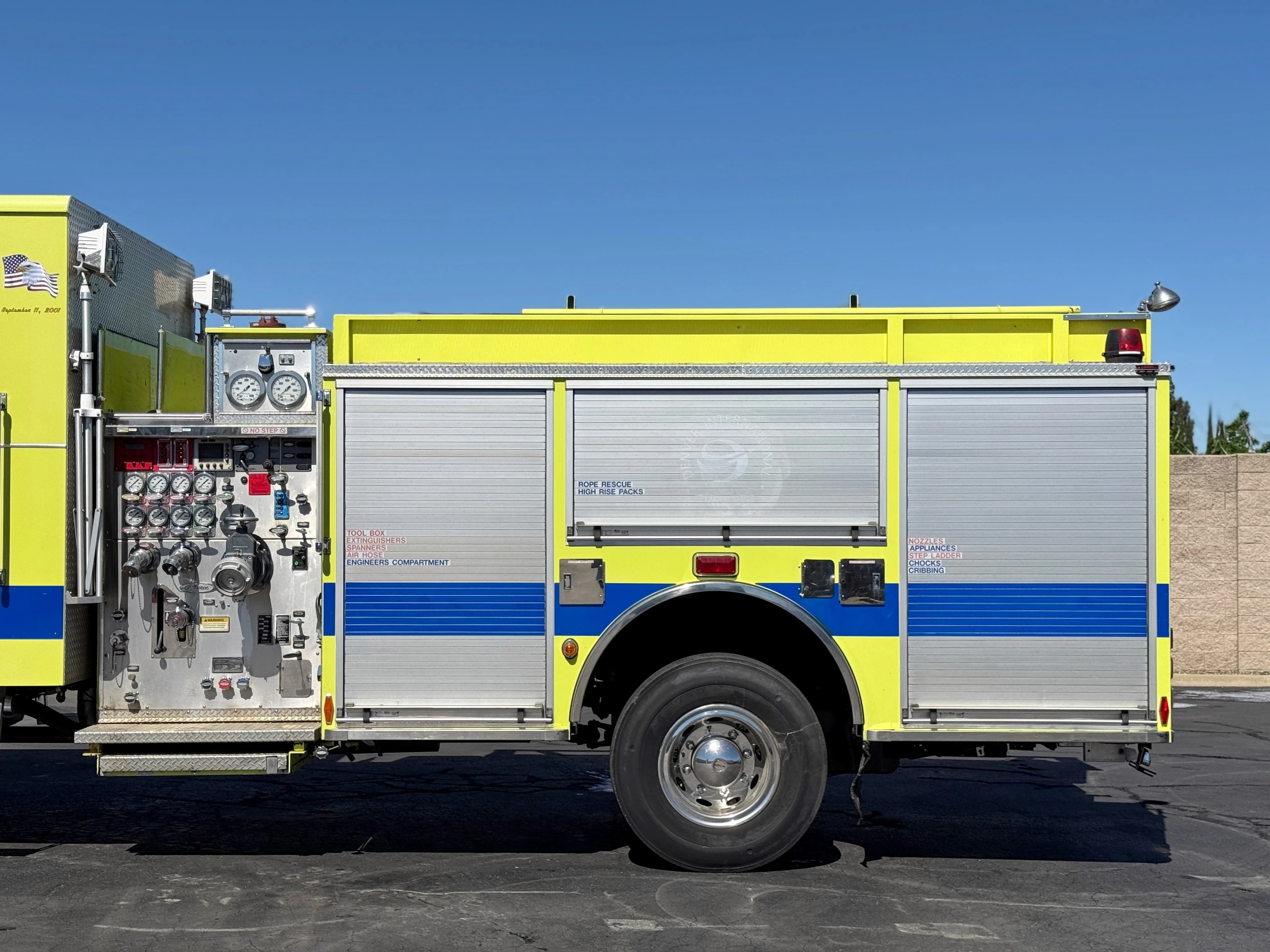 2003 Pierce Dash 4x4 Pumper Fire Truck
