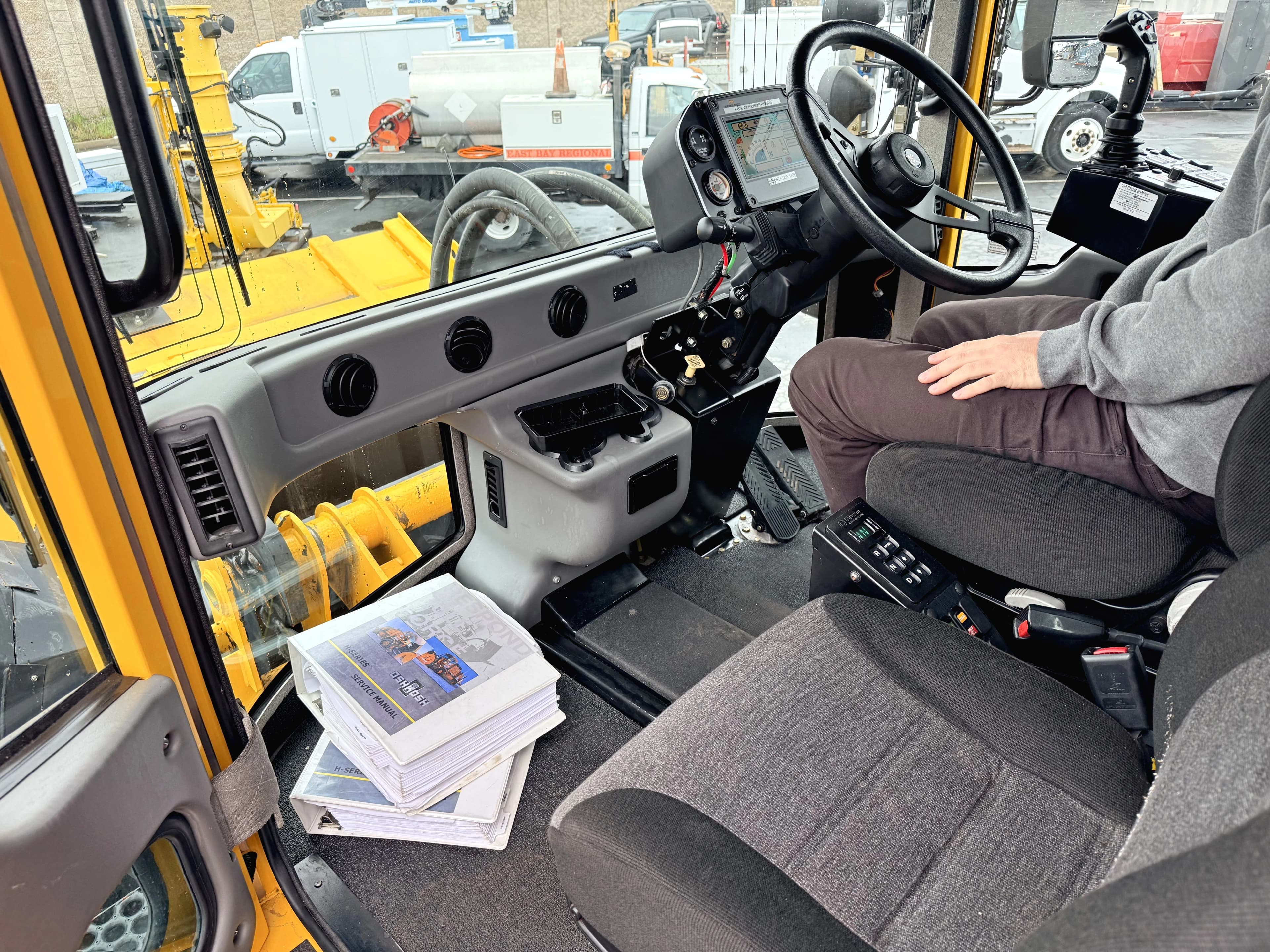 2009 Oshkosh H-Series Snow Removal Blower