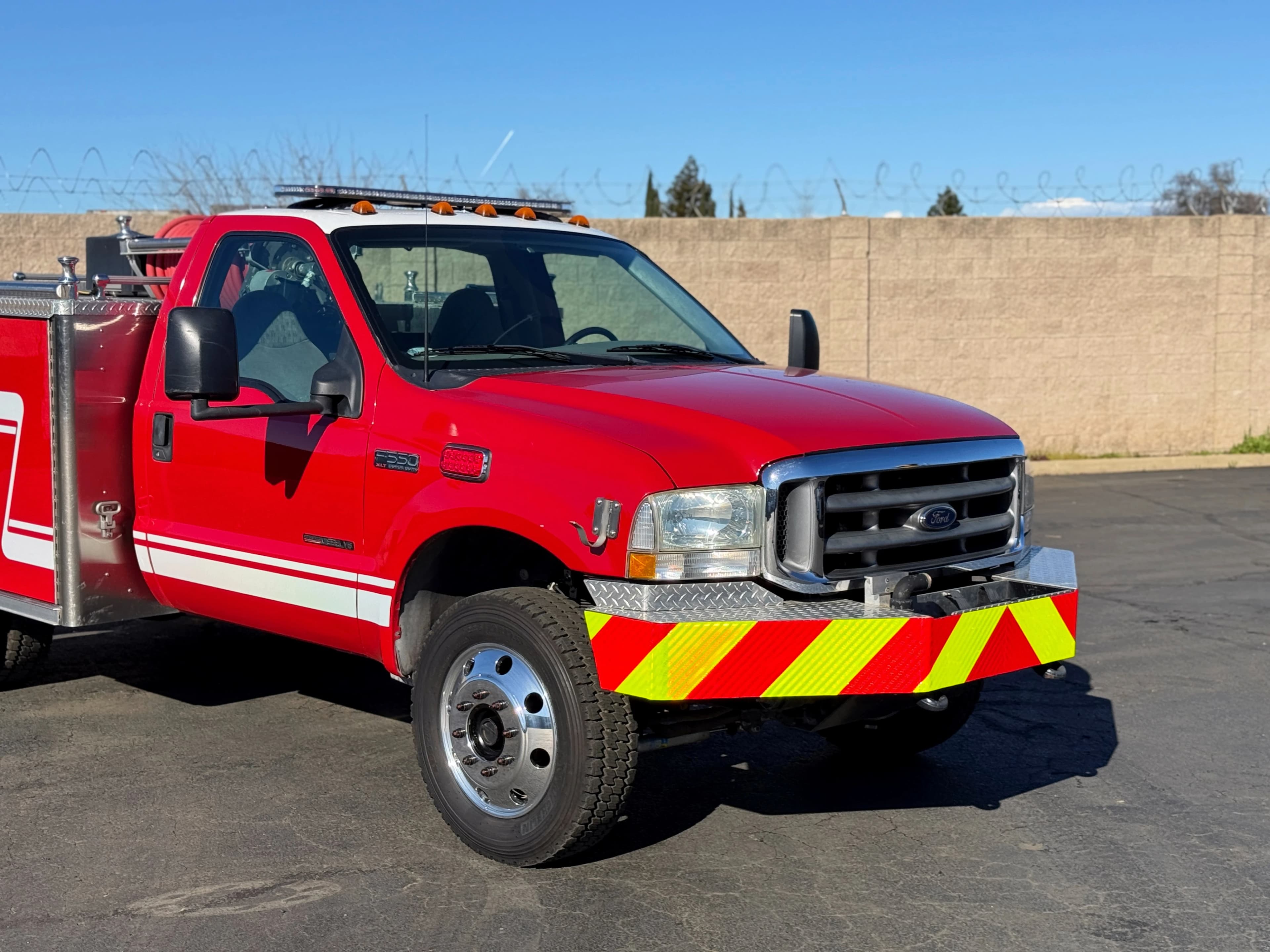 1999 Ford F550 4x4 Westates Brush Fire Truck