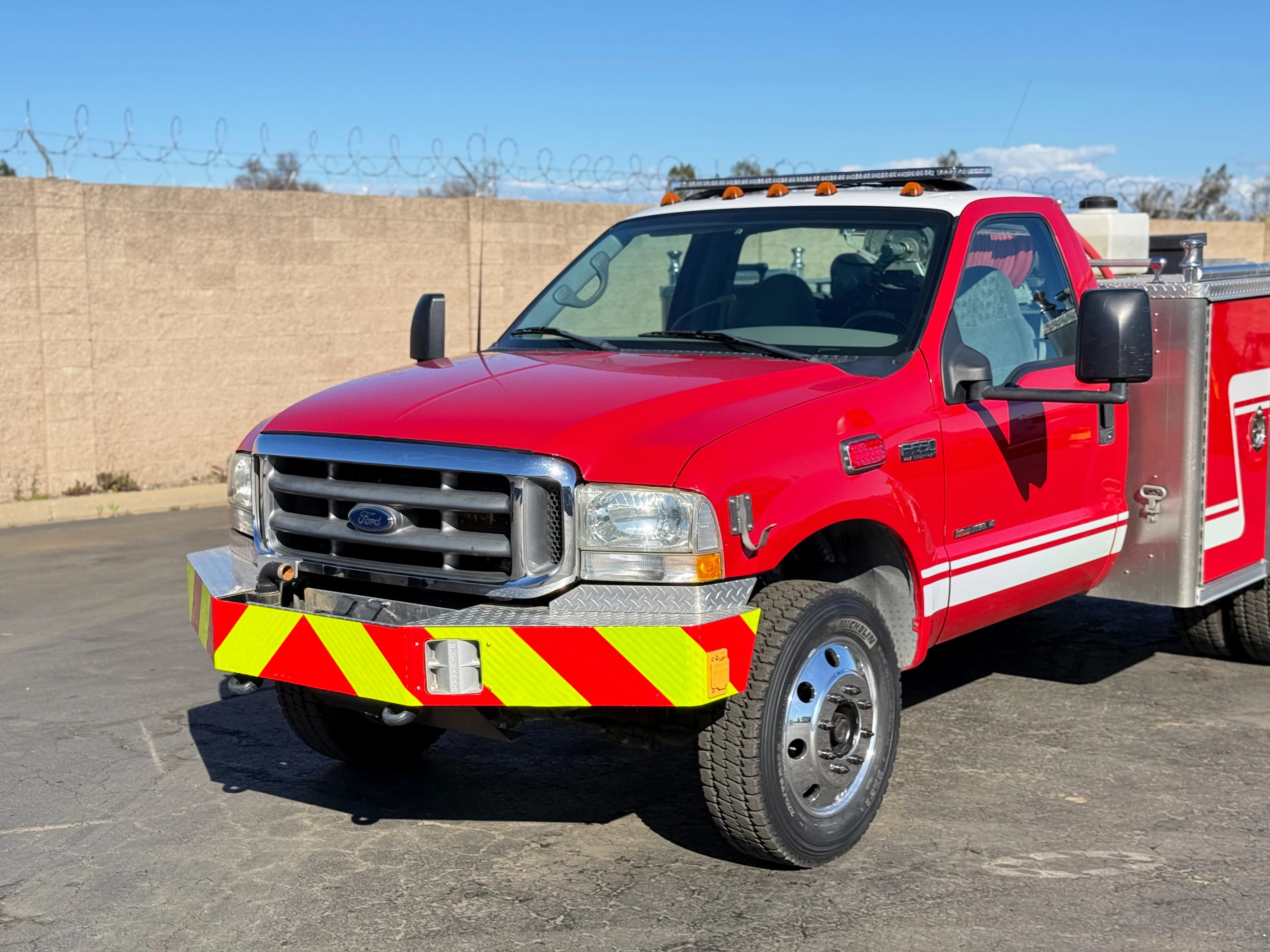1999 Ford F550 4x4 Westates Brush Fire Truck