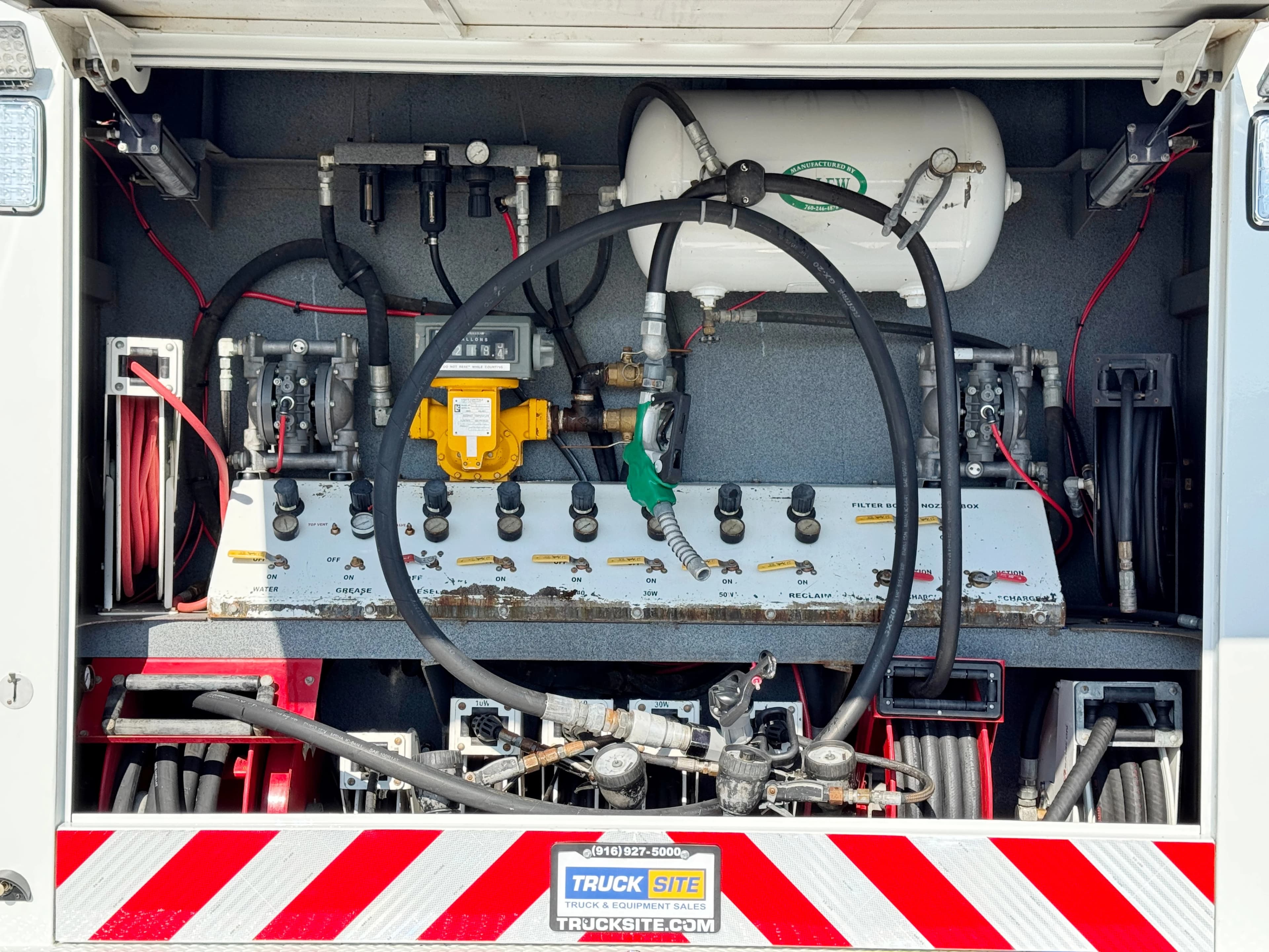 2012 Freightliner M2 Valew Fuel / Lube Truck